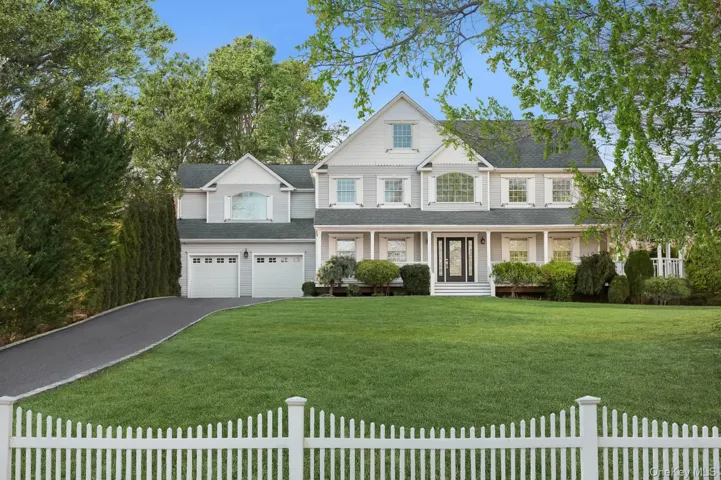 47 Bathing Beach Road, Southampton, New York 11968