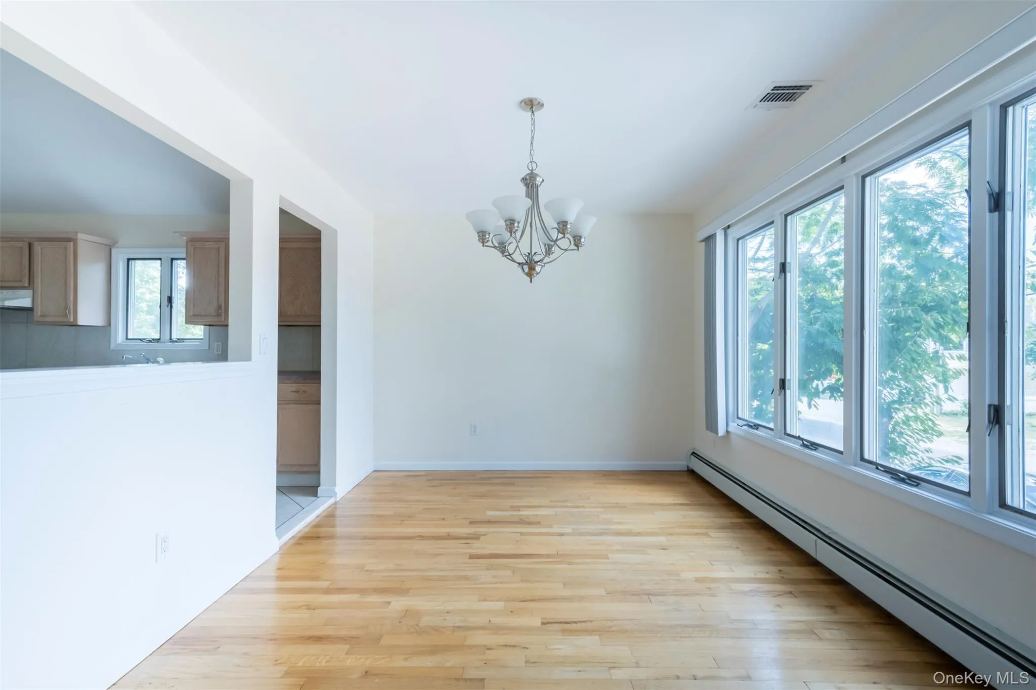 11 7th Street, Oyster Bay, NY, 5 Bedrooms Bedrooms, 7 Rooms Rooms,2 BathroomsBathrooms,Residential Lease,For Rent,7th,0,953712 11 7th Street, Oyster Bay, NY, 5 Bedrooms Bedrooms, 7 Rooms Rooms,2 BathroomsBathrooms,Residential Lease,For Rent,7th,0,953712