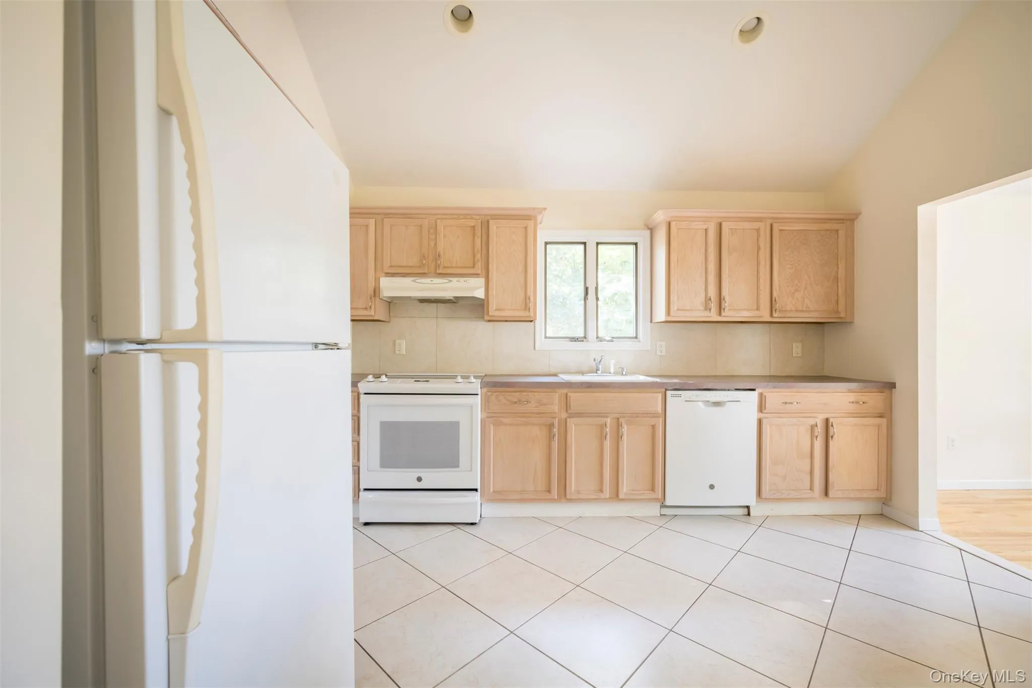 11 7th Street, Oyster Bay, NY, 5 Bedrooms Bedrooms, 7 Rooms Rooms,2 BathroomsBathrooms,Residential Lease,For Rent,7th,0,953712 11 7th Street, Oyster Bay, NY, 5 Bedrooms Bedrooms, 7 Rooms Rooms,2 BathroomsBathrooms,Residential Lease,For Rent,7th,0,953712
