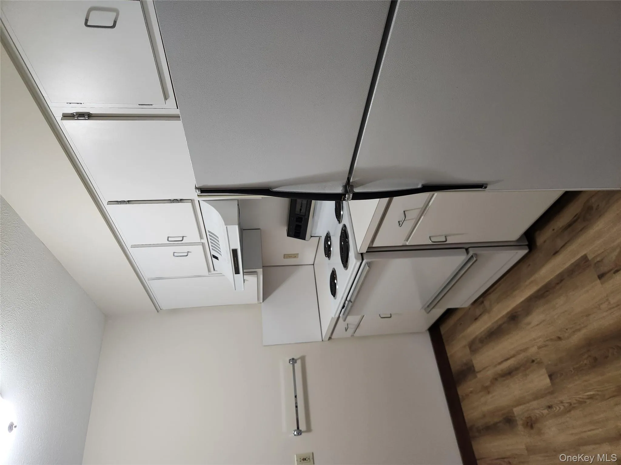 125 East MArket St, Hyde Park, NY, 1 Bedroom Bedrooms, 4 Rooms Rooms,1 BathroomBathrooms,Residential Lease,Idx,East MArket St,0,953741 125 East MArket St, Hyde Park, NY, 1 Bedroom Bedrooms, 4 Rooms Rooms,1 BathroomBathrooms,Residential Lease,Idx,East MArket St,0,953741