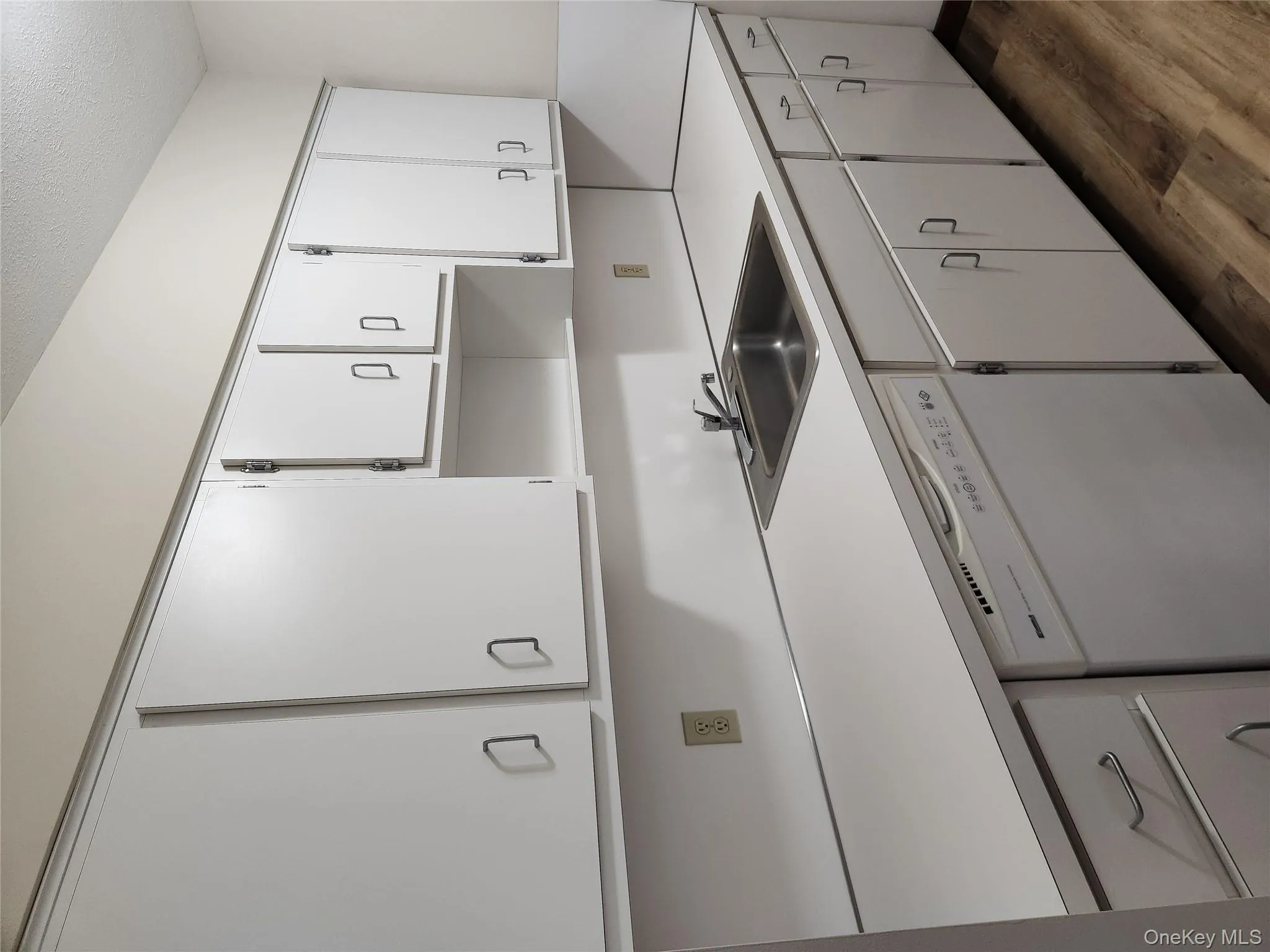 125 East MArket St, Hyde Park, NY, 1 Bedroom Bedrooms, 4 Rooms Rooms,1 BathroomBathrooms,Residential Lease,Idx,East MArket St,0,953741 125 East MArket St, Hyde Park, NY, 1 Bedroom Bedrooms, 4 Rooms Rooms,1 BathroomBathrooms,Residential Lease,Idx,East MArket St,0,953741