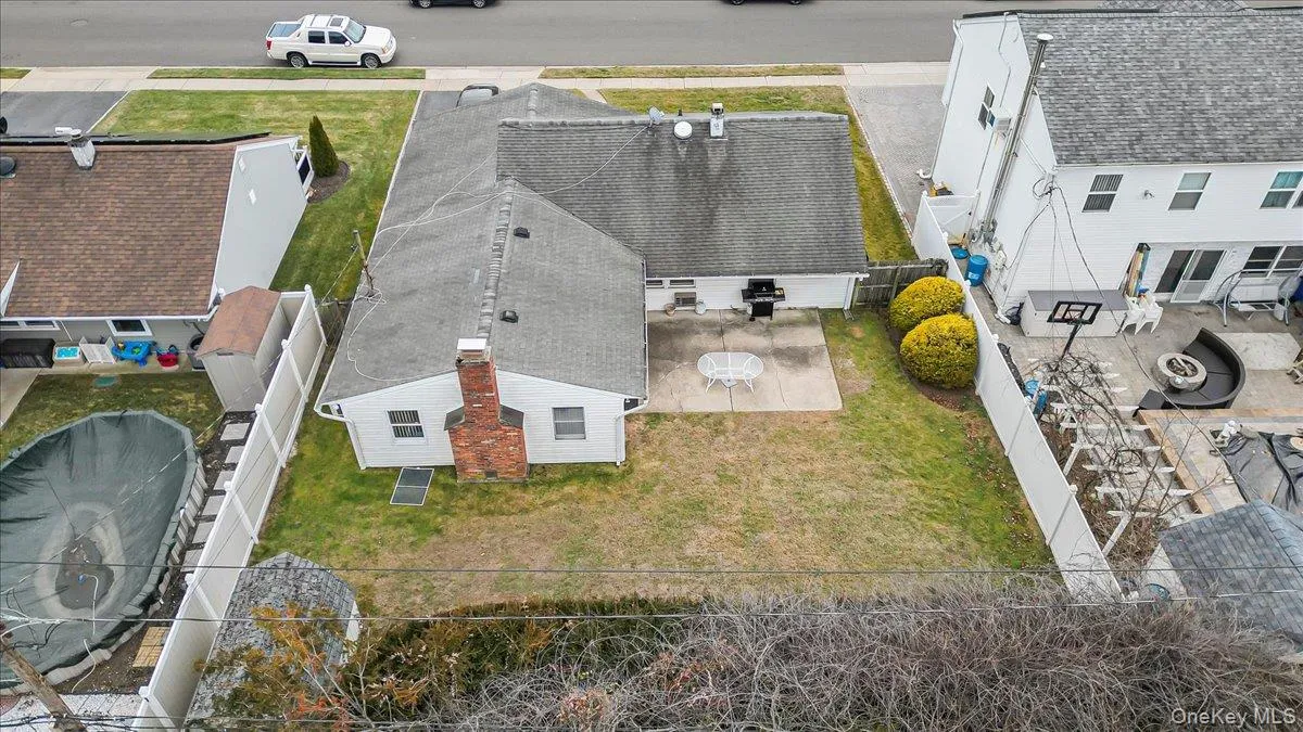 17 Wilson Lane, Oyster Bay, NY, 3 Bedrooms Bedrooms, 7 Rooms Rooms,1 BathroomBathrooms,Residential Sale,For Rent,Wilson,0,953751 17 Wilson Lane, Oyster Bay, NY, 3 Bedrooms Bedrooms, 7 Rooms Rooms,1 BathroomBathrooms,Residential Sale,For Rent,Wilson,0,953751