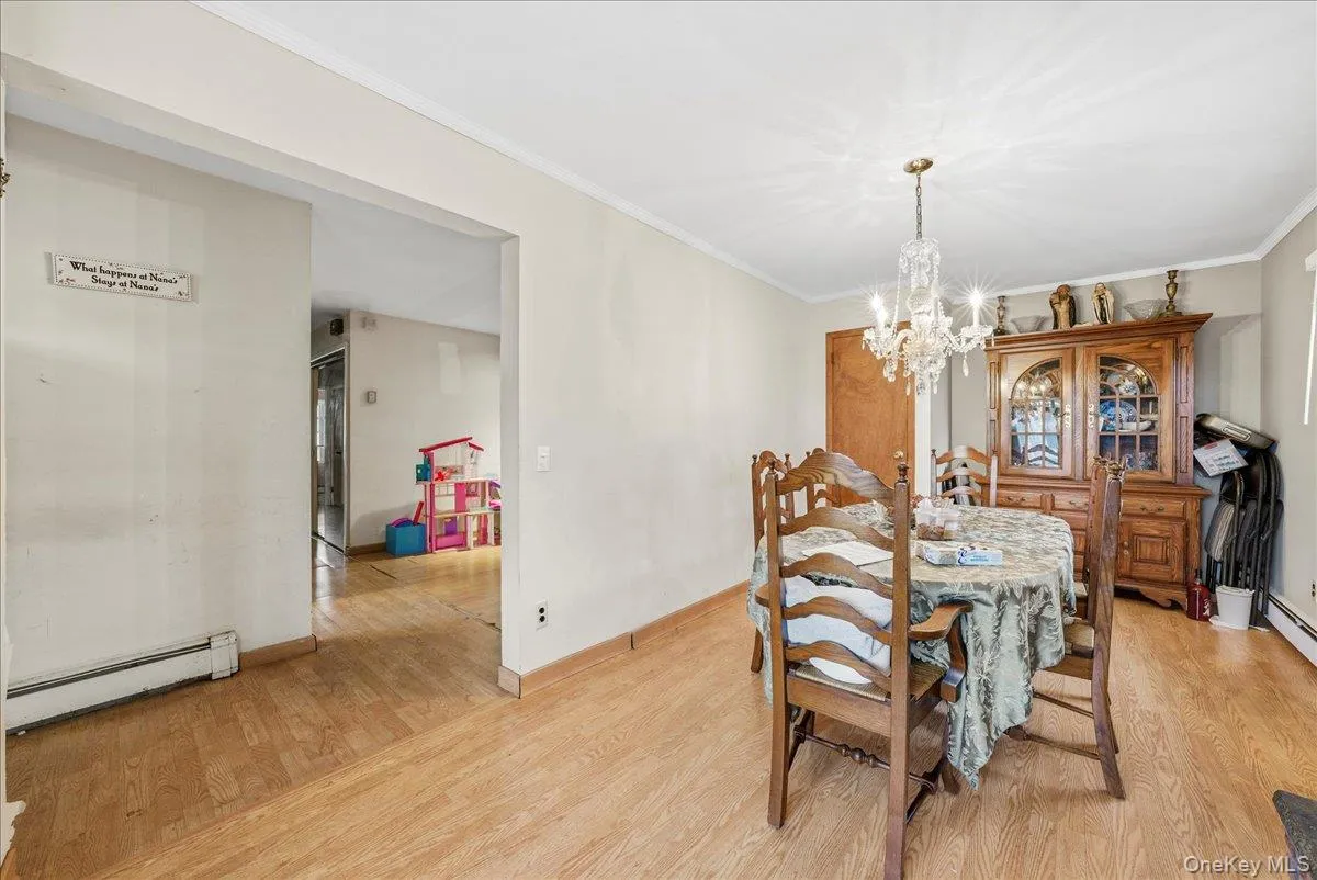 17 Wilson Lane, Oyster Bay, NY, 3 Bedrooms Bedrooms, 7 Rooms Rooms,1 BathroomBathrooms,Residential Sale,For Rent,Wilson,0,953751 17 Wilson Lane, Oyster Bay, NY, 3 Bedrooms Bedrooms, 7 Rooms Rooms,1 BathroomBathrooms,Residential Sale,For Rent,Wilson,0,953751