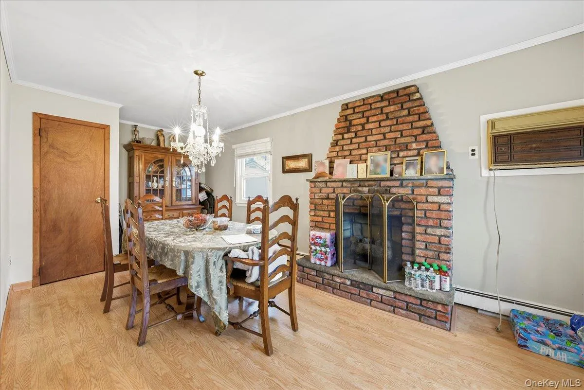 17 Wilson Lane, Oyster Bay, NY, 3 Bedrooms Bedrooms, 7 Rooms Rooms,1 BathroomBathrooms,Residential Sale,For Rent,Wilson,0,953751 17 Wilson Lane, Oyster Bay, NY, 3 Bedrooms Bedrooms, 7 Rooms Rooms,1 BathroomBathrooms,Residential Sale,For Rent,Wilson,0,953751
