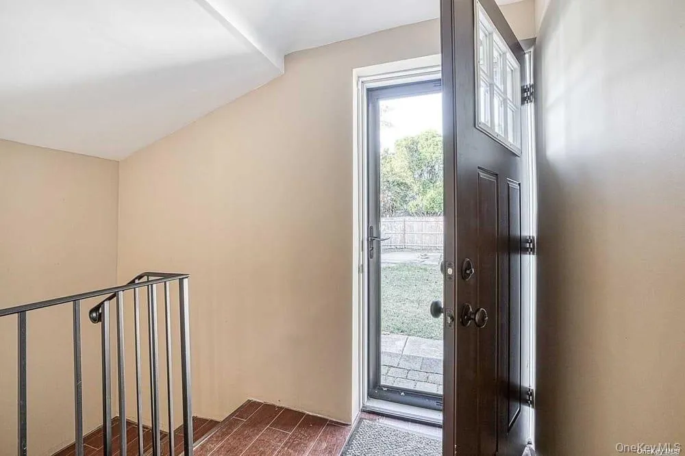 524 Central Avenue, Oyster Bay, NY, 3 Bedrooms Bedrooms, 5 Rooms Rooms,1 BathroomBathrooms,Residential Lease,Idx,Central,0,953760 524 Central Avenue, Oyster Bay, NY, 3 Bedrooms Bedrooms, 5 Rooms Rooms,1 BathroomBathrooms,Residential Lease,Idx,Central,0,953760