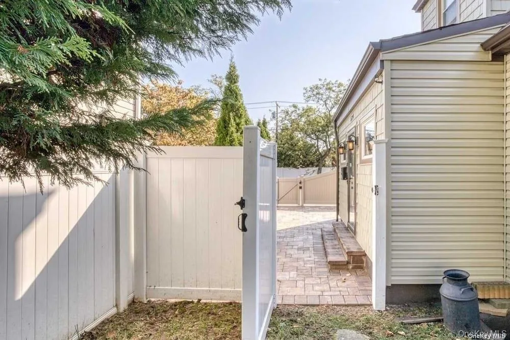 524 Central Avenue, Oyster Bay, NY, 3 Bedrooms Bedrooms, 5 Rooms Rooms,1 BathroomBathrooms,Residential Lease,Idx,Central,0,953760 524 Central Avenue, Oyster Bay, NY, 3 Bedrooms Bedrooms, 5 Rooms Rooms,1 BathroomBathrooms,Residential Lease,Idx,Central,0,953760