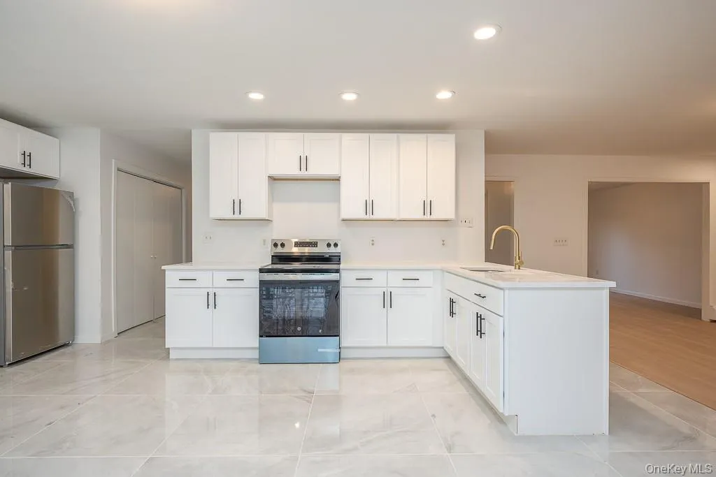 248 Bull Road, New Windsor, NY, 4 Bedrooms Bedrooms, 9 Rooms Rooms,2 BathroomsBathrooms,Residential,For Rent,Bull,0,953769 248 Bull Road, New Windsor, NY, 4 Bedrooms Bedrooms, 9 Rooms Rooms,2 BathroomsBathrooms,Residential,For Rent,Bull,0,953769