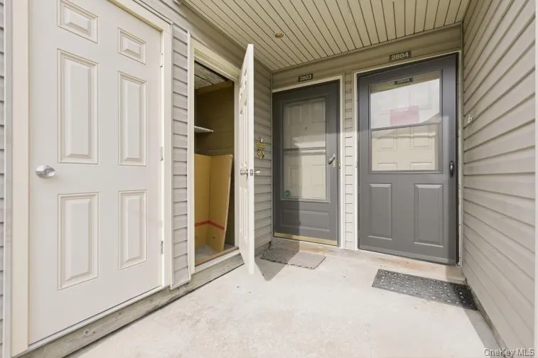 100 Daly Boulevard, Hempstead, NY, 1 Bedroom Bedrooms, 4 Rooms Rooms,1 BathroomBathrooms,Residential Lease,Idx,Daly,0,953778 100 Daly Boulevard, Hempstead, NY, 1 Bedroom Bedrooms, 4 Rooms Rooms,1 BathroomBathrooms,Residential Lease,Idx,Daly,0,953778