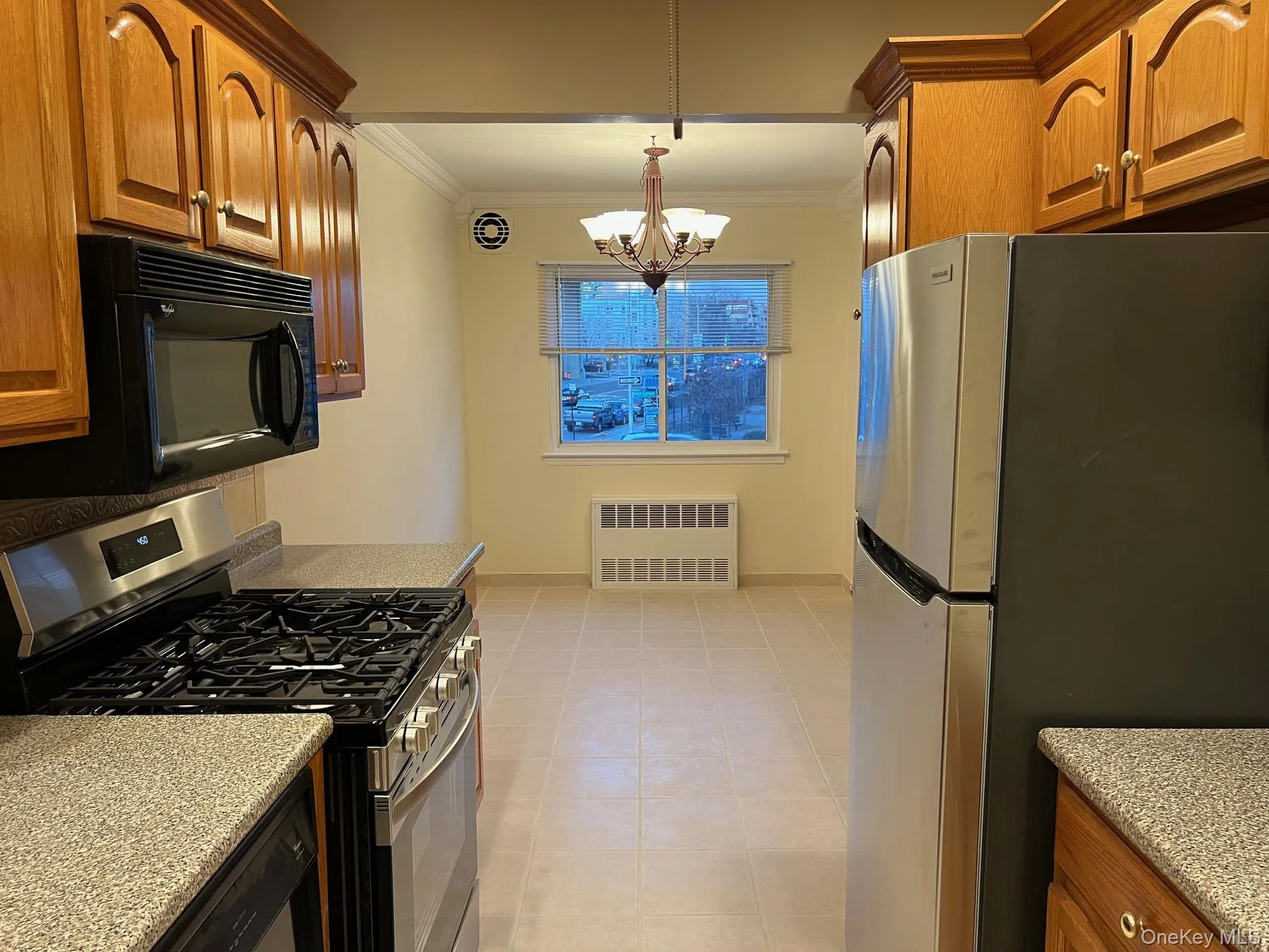 21-04 Hoyt Avenue, New York, NY, 2 Bedrooms Bedrooms, 5 Rooms Rooms,1 BathroomBathrooms,Residential Lease,Idx,Hoyt,0,953779 21-04 Hoyt Avenue, New York, NY, 2 Bedrooms Bedrooms, 5 Rooms Rooms,1 BathroomBathrooms,Residential Lease,Idx,Hoyt,0,953779