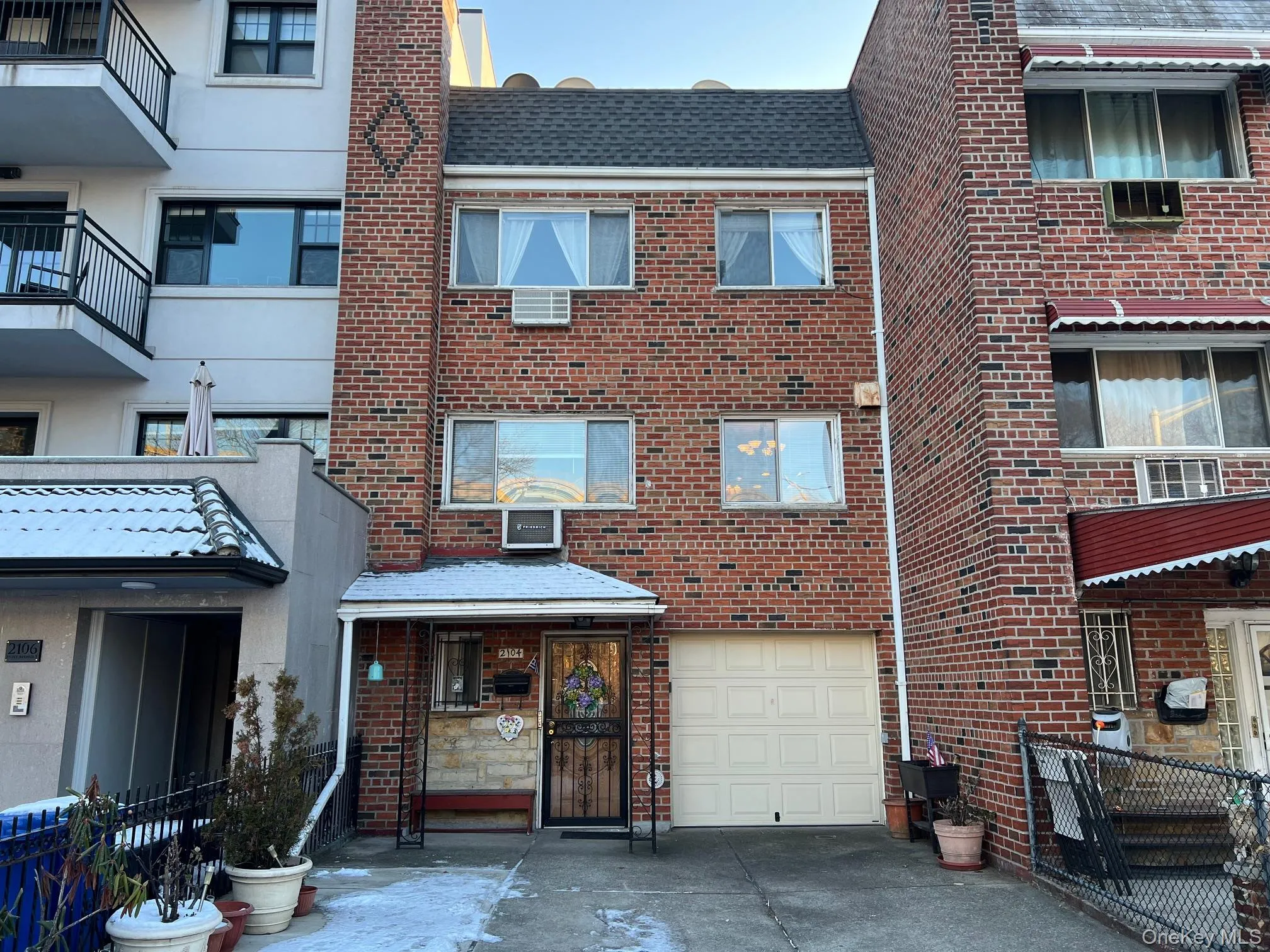 21-04 Hoyt Avenue, New York, NY, 2 Bedrooms Bedrooms, 5 Rooms Rooms,1 BathroomBathrooms,Residential Lease,Idx,Hoyt,0,953779 21-04 Hoyt Avenue, New York, NY, 2 Bedrooms Bedrooms, 5 Rooms Rooms,1 BathroomBathrooms,Residential Lease,Idx,Hoyt,0,953779