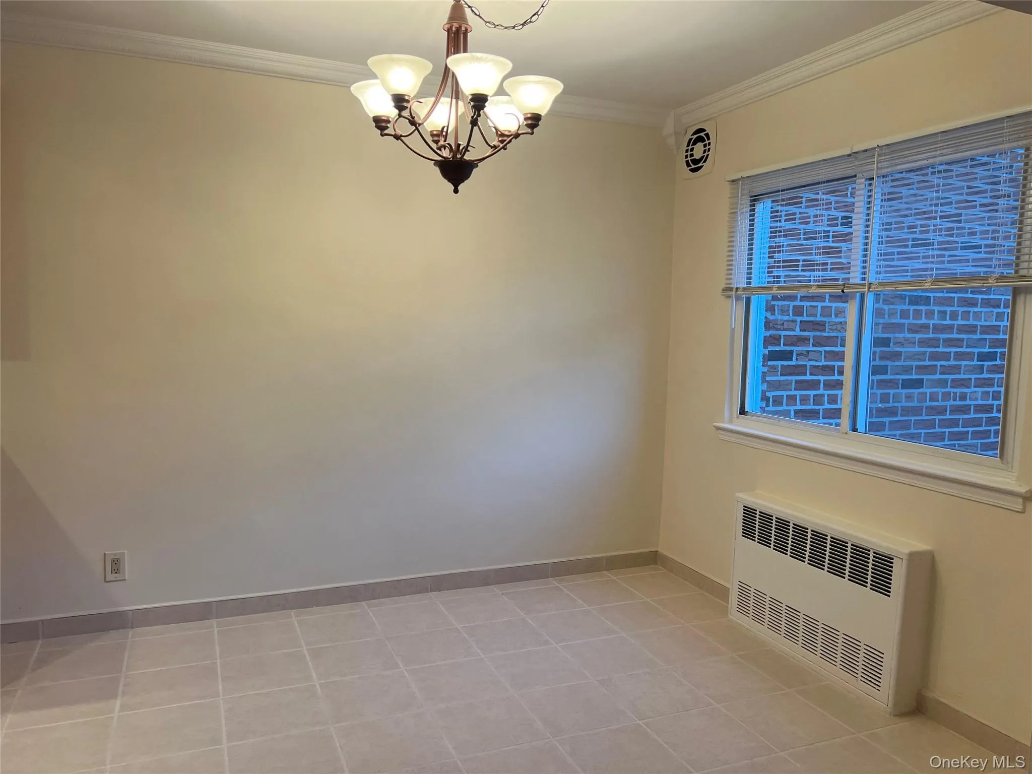 21-04 Hoyt Avenue, New York, NY, 2 Bedrooms Bedrooms, 5 Rooms Rooms,1 BathroomBathrooms,Residential Lease,Idx,Hoyt,0,953779 21-04 Hoyt Avenue, New York, NY, 2 Bedrooms Bedrooms, 5 Rooms Rooms,1 BathroomBathrooms,Residential Lease,Idx,Hoyt,0,953779