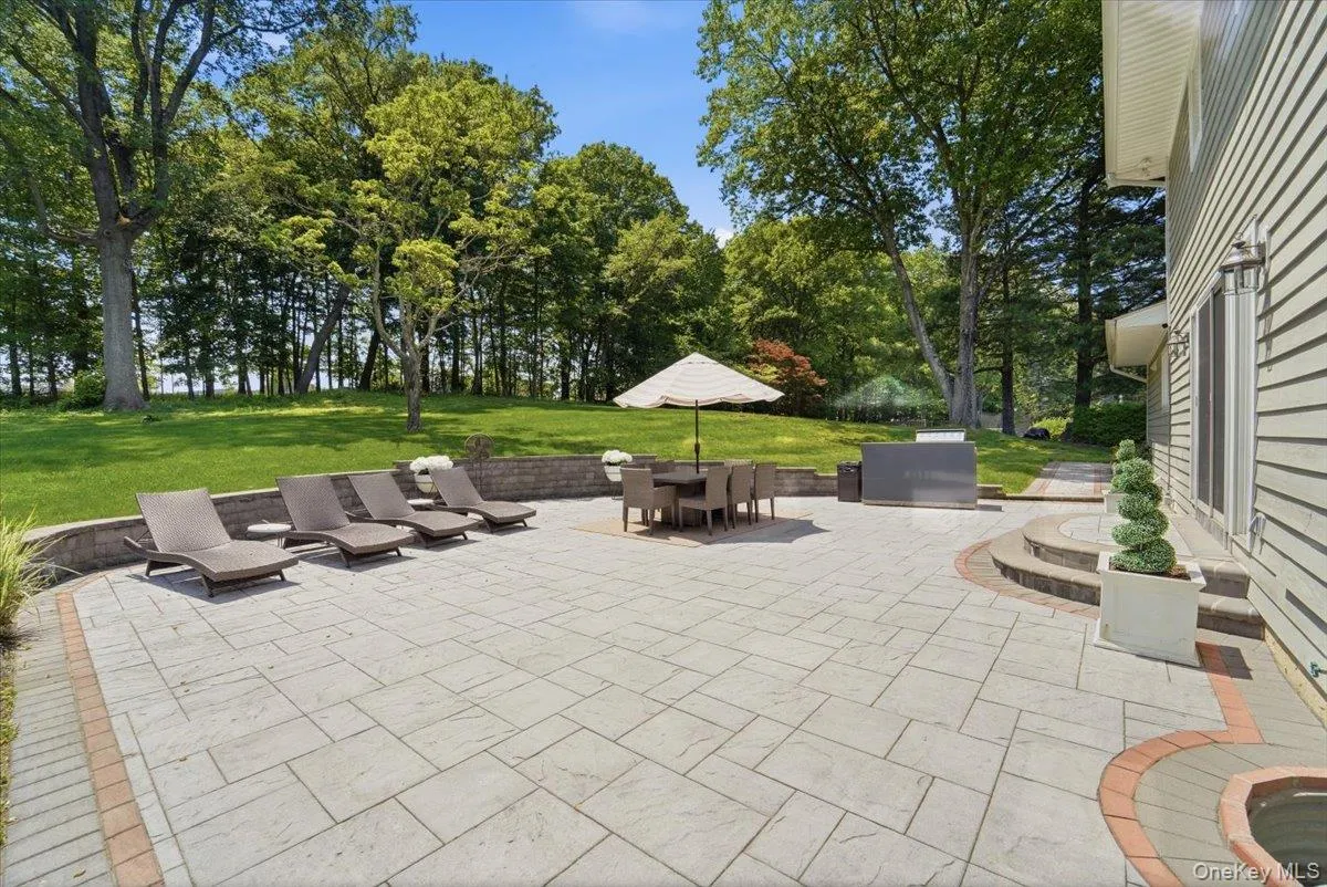 Uni-Lock pavers and SONOS built in speakers Uni-Lock pavers and SONOS built in speakers