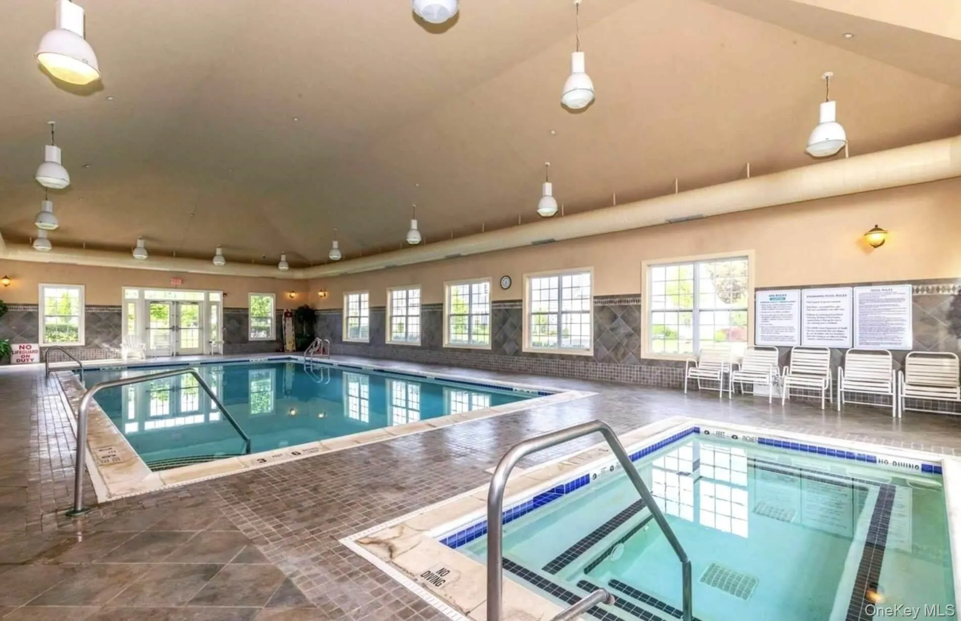 Clubhouse Lounge Indoor Pool and Jacuzzi -Open all year round Clubhouse Lounge Indoor Pool and Jacuzzi -Open all year round