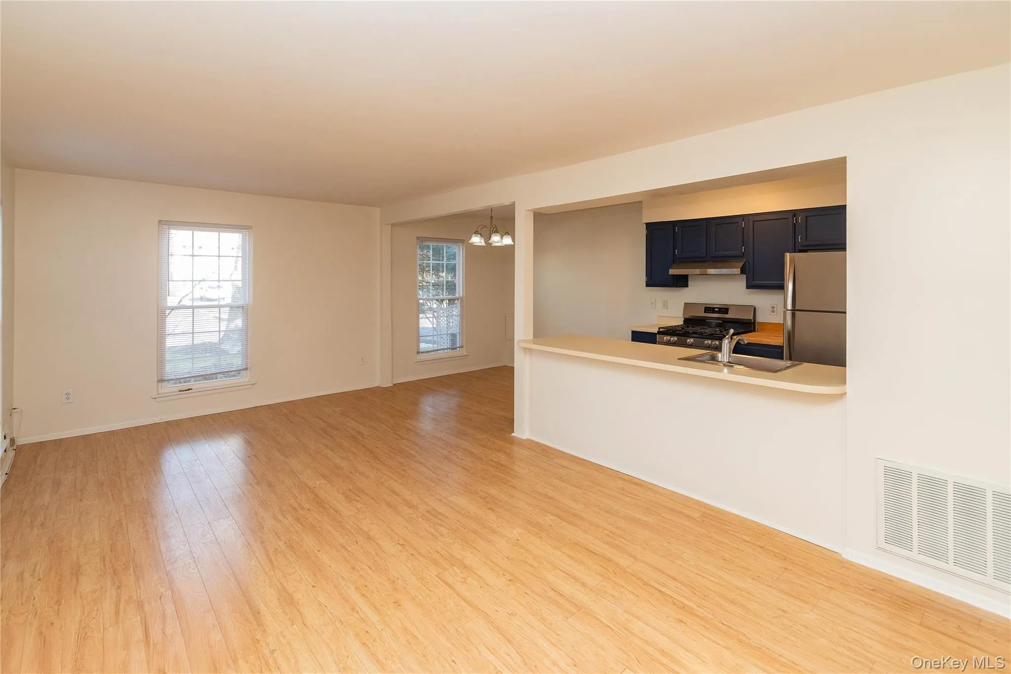 29 The Rise, Warwick (town), NY, 2 Bedrooms Bedrooms, 5 Rooms Rooms,1 BathroomBathrooms,Residential Lease,Idx,The Rise,0,953832 29 The Rise, Warwick (town), NY, 2 Bedrooms Bedrooms, 5 Rooms Rooms,1 BathroomBathrooms,Residential Lease,Idx,The Rise,0,953832