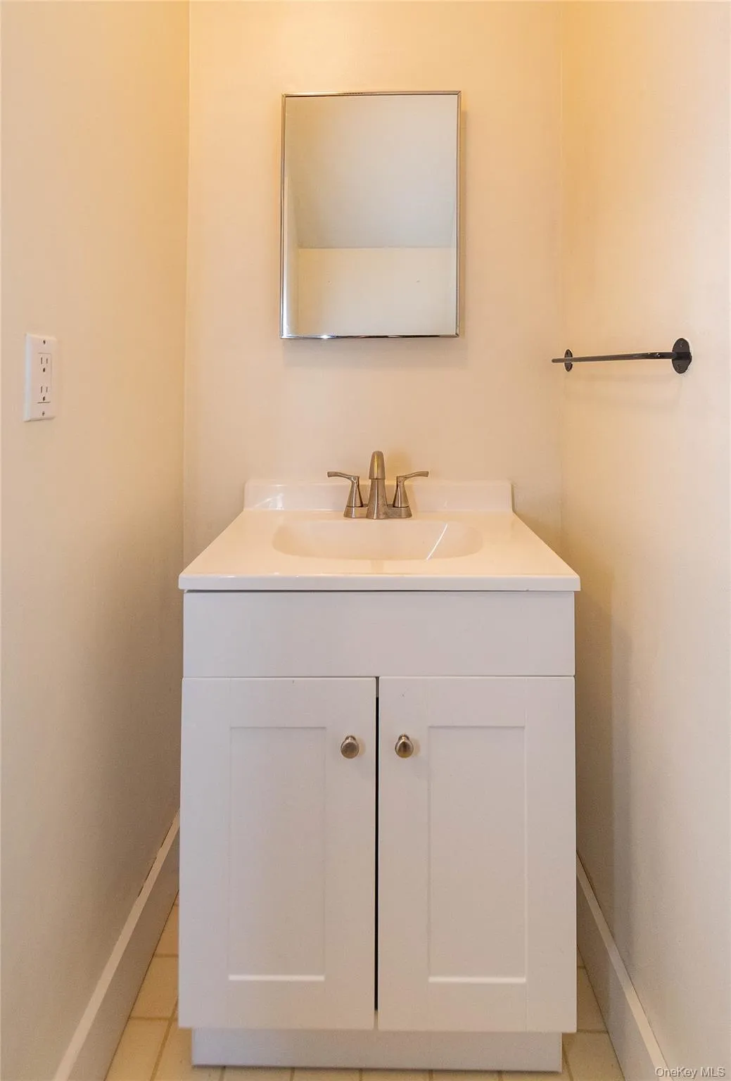 New sink and vanity New sink and vanity