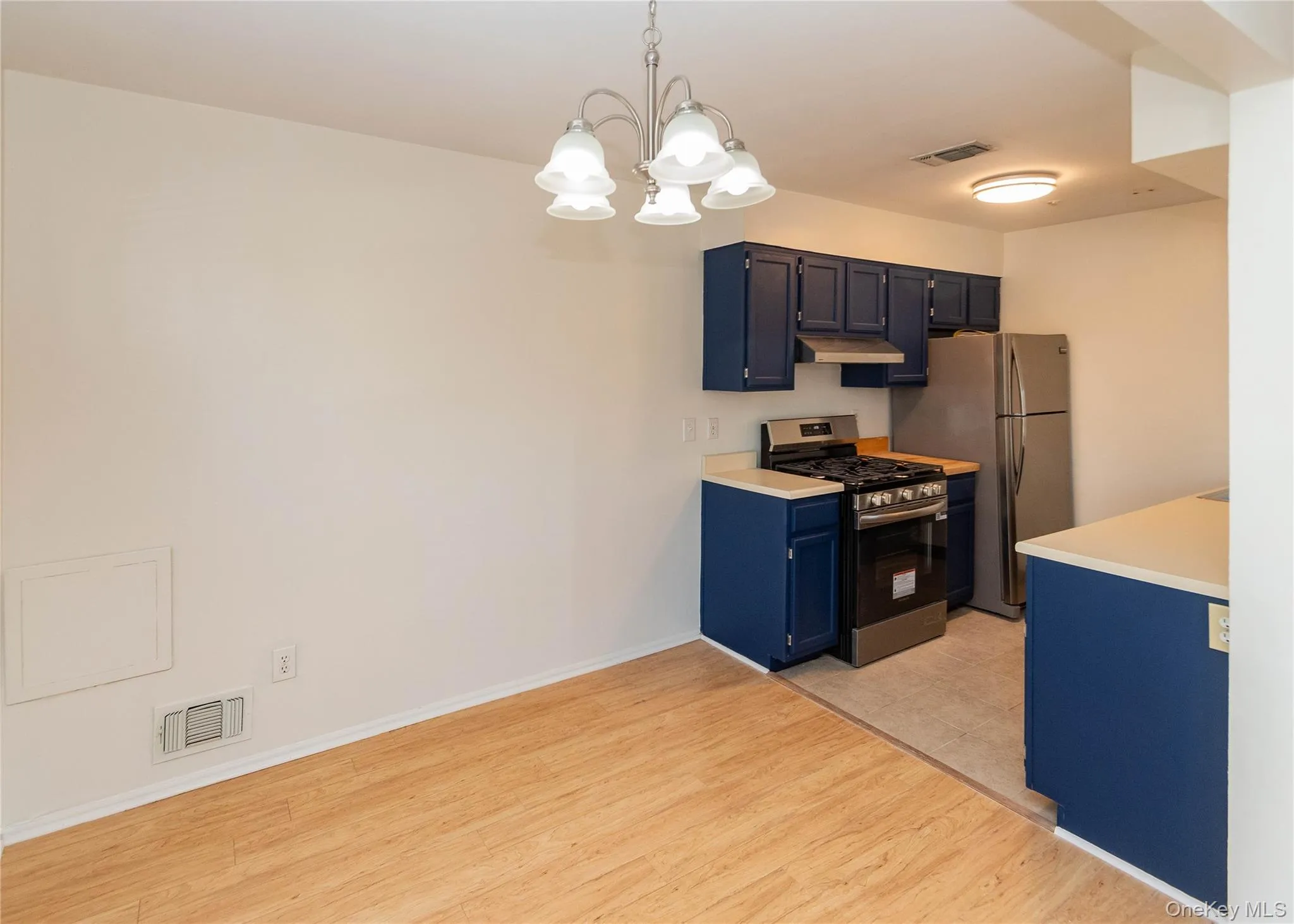 29 The Rise, Warwick (town), NY, 2 Bedrooms Bedrooms, 5 Rooms Rooms,1 BathroomBathrooms,Residential Lease,Idx,The Rise,0,953832 29 The Rise, Warwick (town), NY, 2 Bedrooms Bedrooms, 5 Rooms Rooms,1 BathroomBathrooms,Residential Lease,Idx,The Rise,0,953832