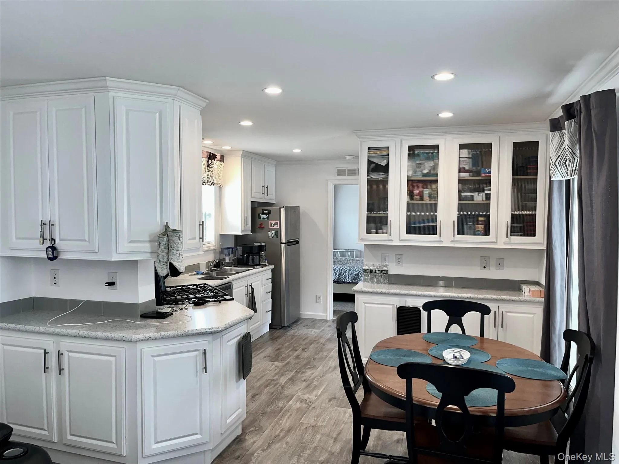 5 - So many cabinets and counter space 5 - So many cabinets and counter space