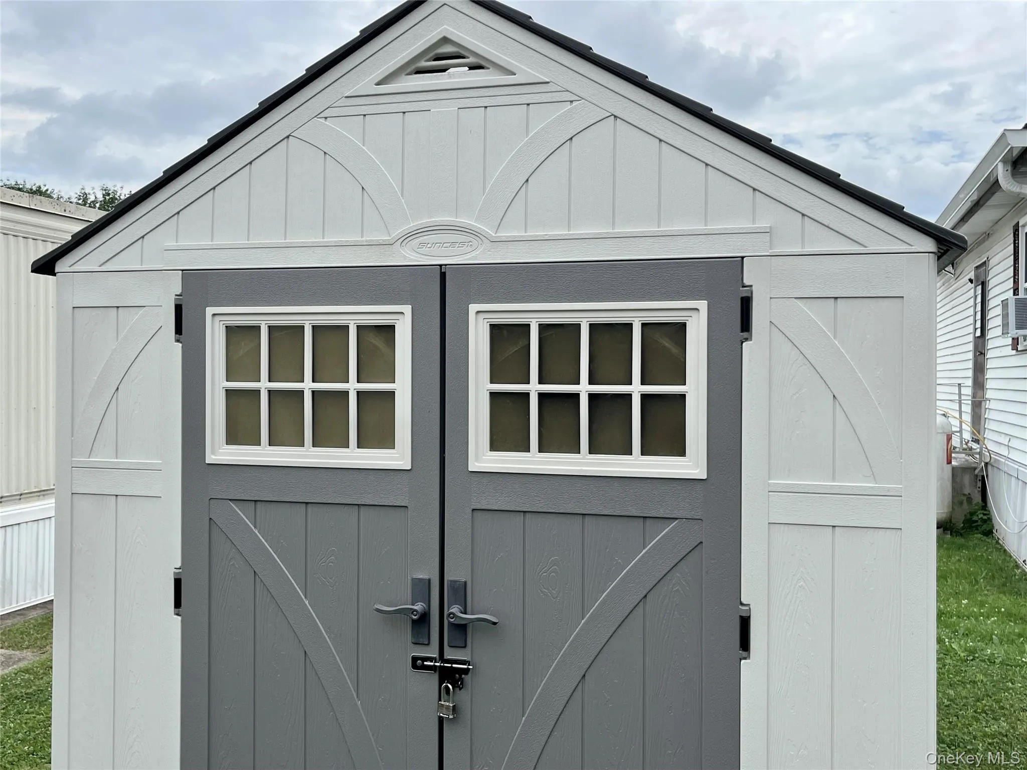 18 - Storage shed 18 - Storage shed