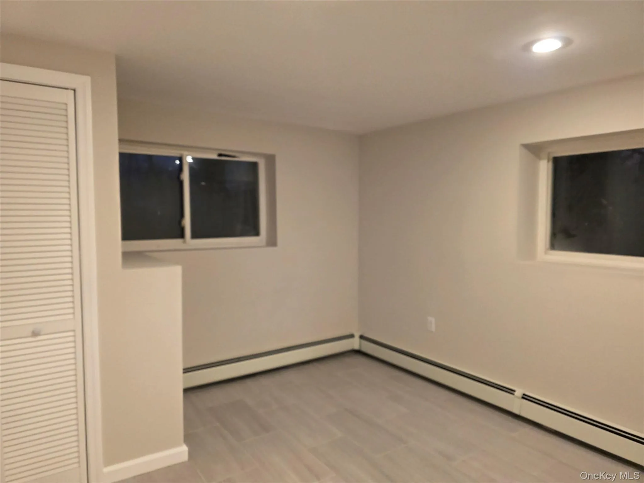 8 Holly Court, Babylon, NY, 2 Bedrooms Bedrooms, 6 Rooms Rooms,1 BathroomBathrooms,Residential Lease,Idx,Holly,0,953860 8 Holly Court, Babylon, NY, 2 Bedrooms Bedrooms, 6 Rooms Rooms,1 BathroomBathrooms,Residential Lease,Idx,Holly,0,953860