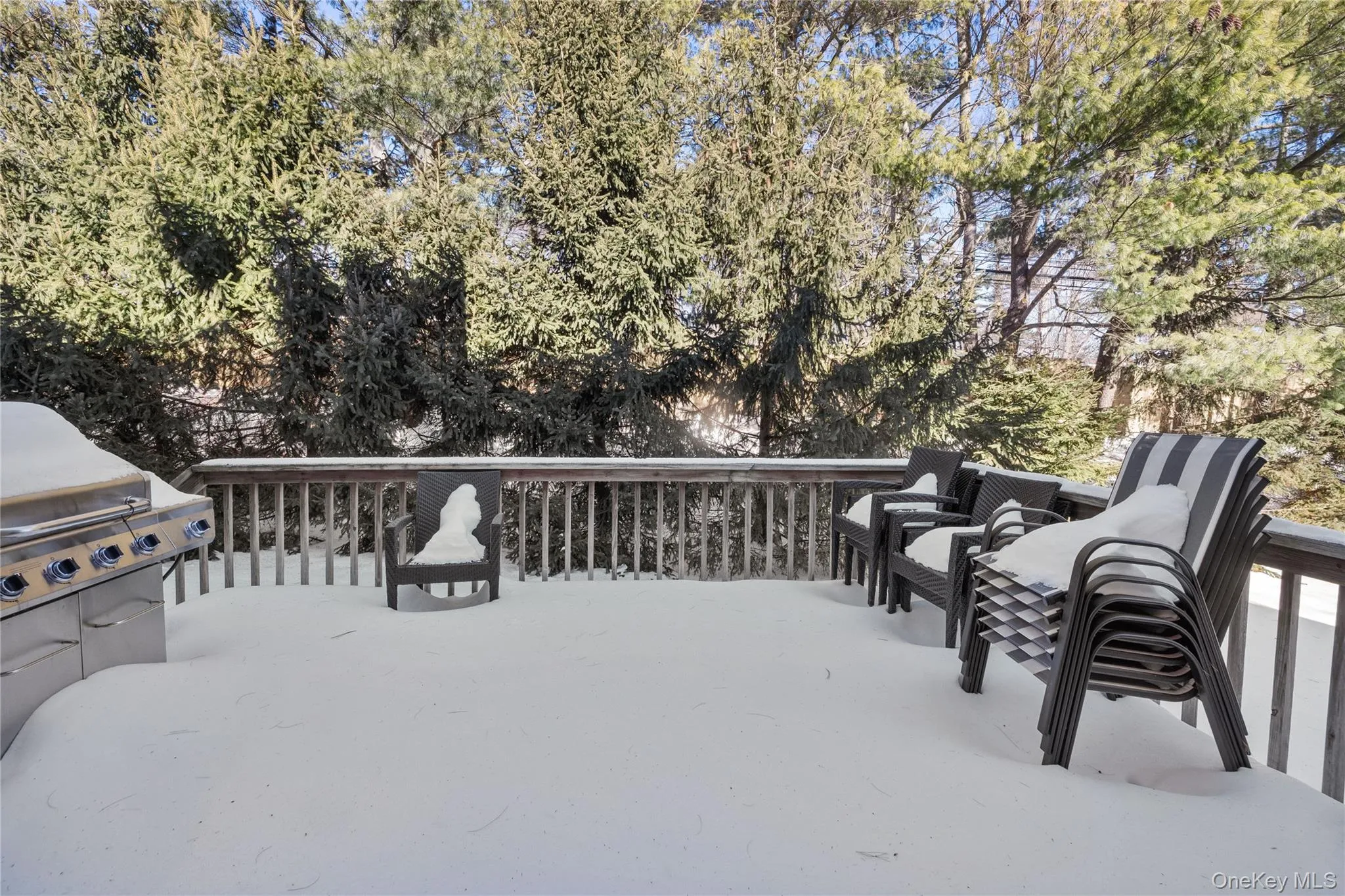 24 Chestnut Lane, Oyster Bay, NY, 3 Bedrooms Bedrooms, 7 Rooms Rooms,2 BathroomsBathrooms,Residential,For Rent,Chestnut,0,953870 24 Chestnut Lane, Oyster Bay, NY, 3 Bedrooms Bedrooms, 7 Rooms Rooms,2 BathroomsBathrooms,Residential,For Rent,Chestnut,0,953870