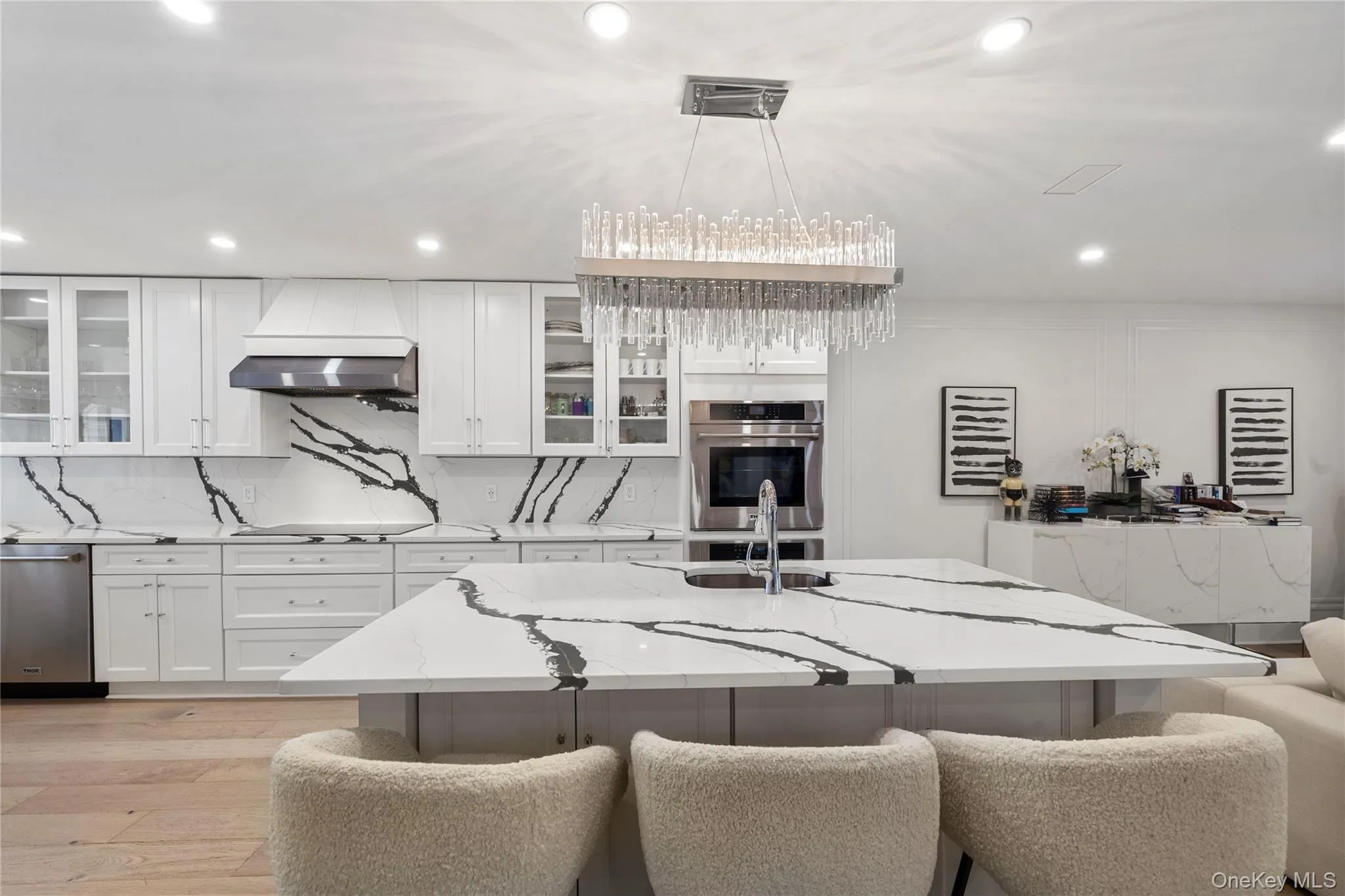 24 Chestnut Lane, Oyster Bay, NY, 3 Bedrooms Bedrooms, 7 Rooms Rooms,2 BathroomsBathrooms,Residential,For Rent,Chestnut,0,953870 24 Chestnut Lane, Oyster Bay, NY, 3 Bedrooms Bedrooms, 7 Rooms Rooms,2 BathroomsBathrooms,Residential,For Rent,Chestnut,0,953870