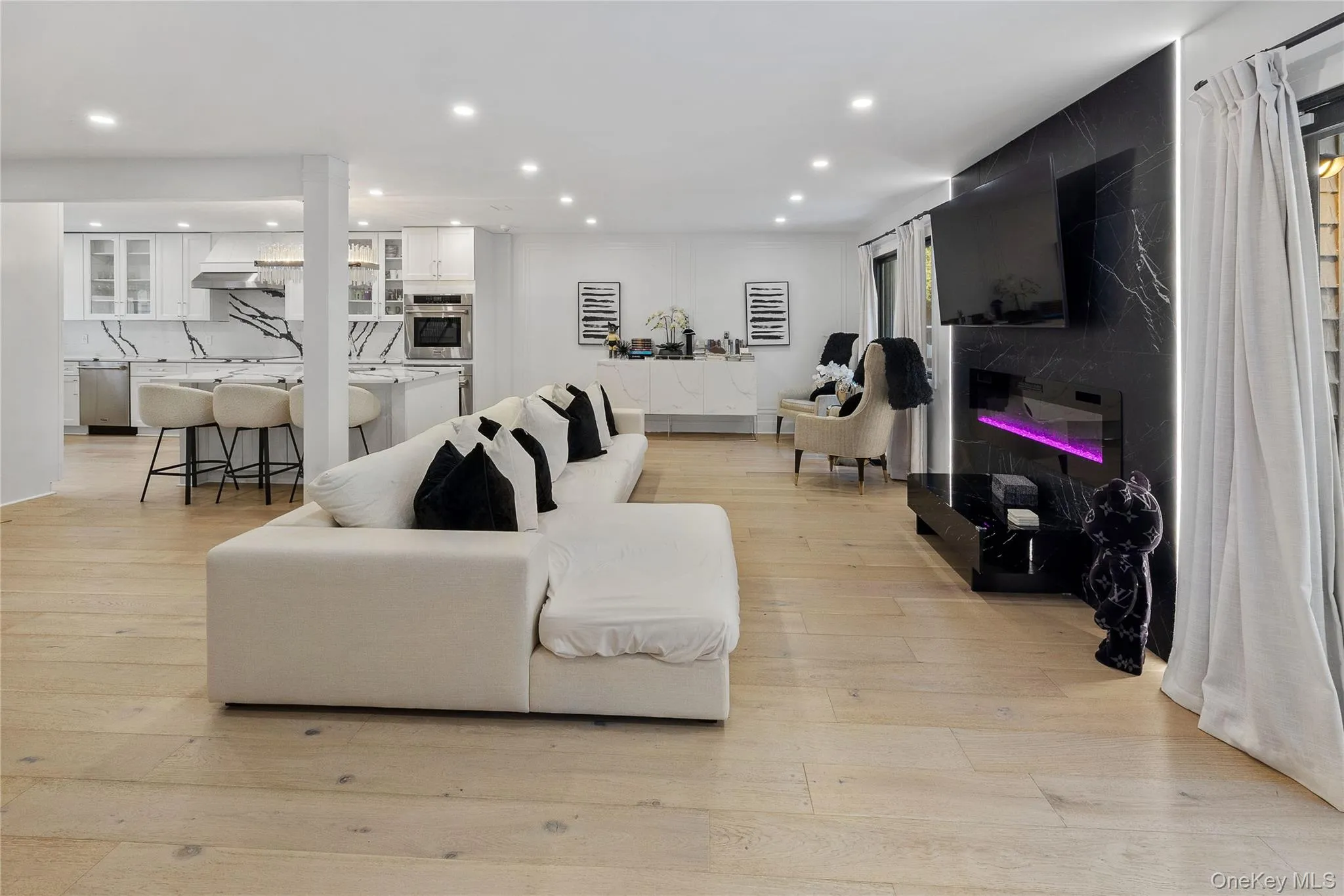 24 Chestnut Lane, Oyster Bay, NY, 3 Bedrooms Bedrooms, 7 Rooms Rooms,2 BathroomsBathrooms,Residential,For Rent,Chestnut,0,953870 24 Chestnut Lane, Oyster Bay, NY, 3 Bedrooms Bedrooms, 7 Rooms Rooms,2 BathroomsBathrooms,Residential,For Rent,Chestnut,0,953870