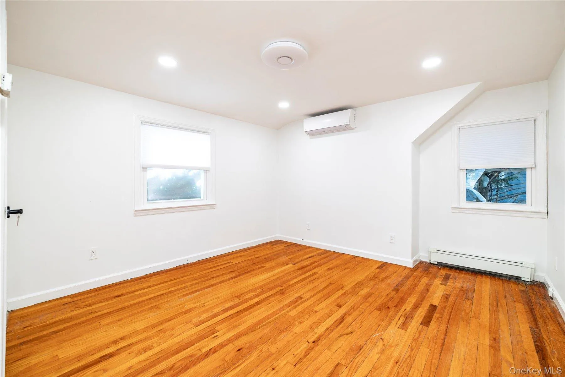 5 Prospect Street, Oyster Bay, NY, 4 Bedrooms Bedrooms, 10 Rooms Rooms,3 BathroomsBathrooms,Residential Lease,Idx,Prospect,0,953875 5 Prospect Street, Oyster Bay, NY, 4 Bedrooms Bedrooms, 10 Rooms Rooms,3 BathroomsBathrooms,Residential Lease,Idx,Prospect,0,953875