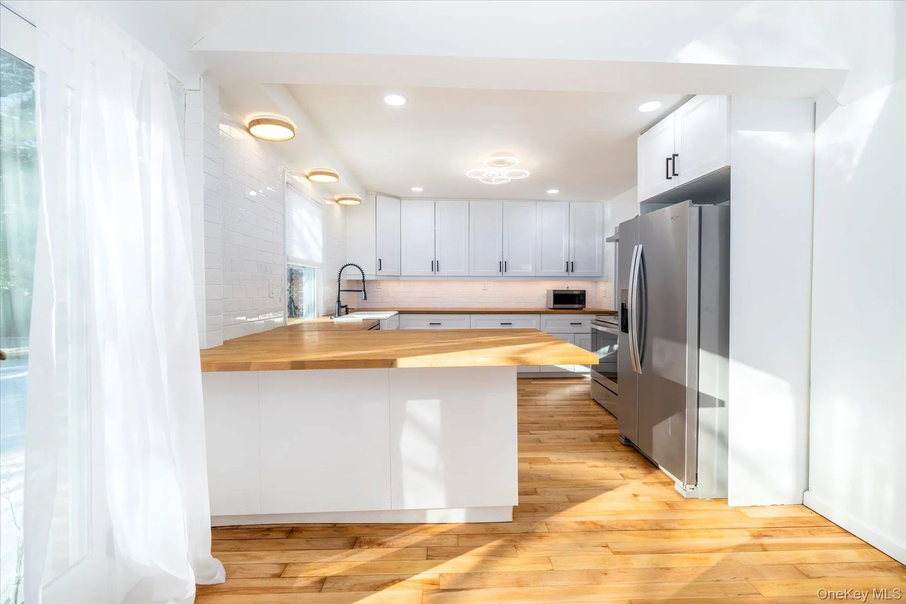 5 Prospect Street, Oyster Bay, NY, 4 Bedrooms Bedrooms, 10 Rooms Rooms,3 BathroomsBathrooms,Residential Lease,Idx,Prospect,0,953875 5 Prospect Street, Oyster Bay, NY, 4 Bedrooms Bedrooms, 10 Rooms Rooms,3 BathroomsBathrooms,Residential Lease,Idx,Prospect,0,953875