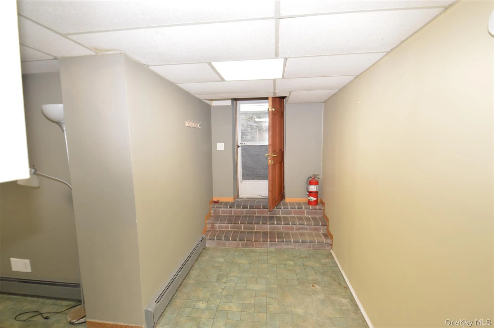1300 P Street, Hempstead, NY, 3 Bedrooms Bedrooms, 5 Rooms Rooms,1 BathroomBathrooms,Residential,For Rent,P,0,953884 1300 P Street, Hempstead, NY, 3 Bedrooms Bedrooms, 5 Rooms Rooms,1 BathroomBathrooms,Residential,For Rent,P,0,953884