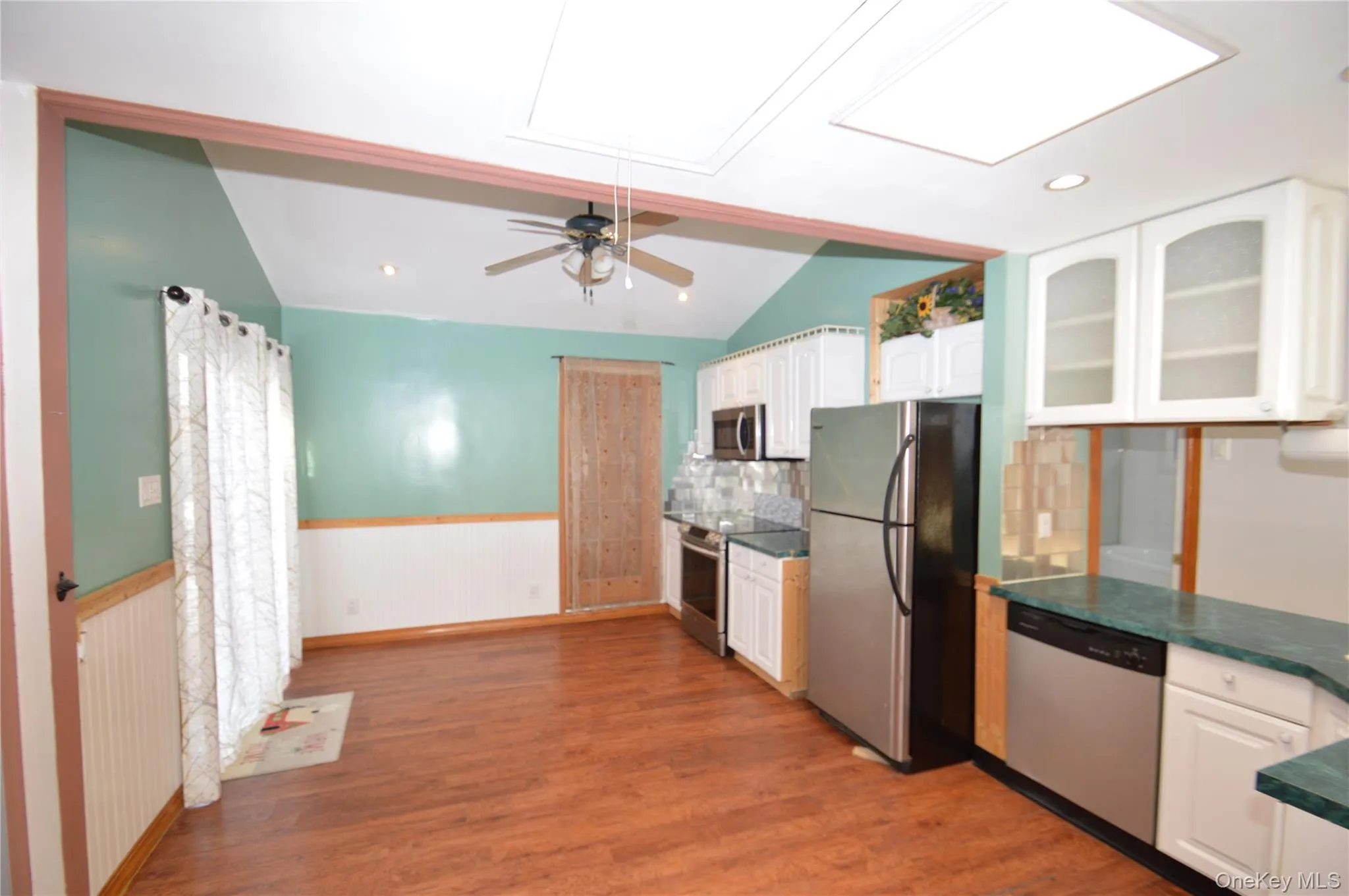 1300 P Street, Hempstead, NY, 3 Bedrooms Bedrooms, 5 Rooms Rooms,1 BathroomBathrooms,Residential,For Rent,P,0,953884 1300 P Street, Hempstead, NY, 3 Bedrooms Bedrooms, 5 Rooms Rooms,1 BathroomBathrooms,Residential,For Rent,P,0,953884
