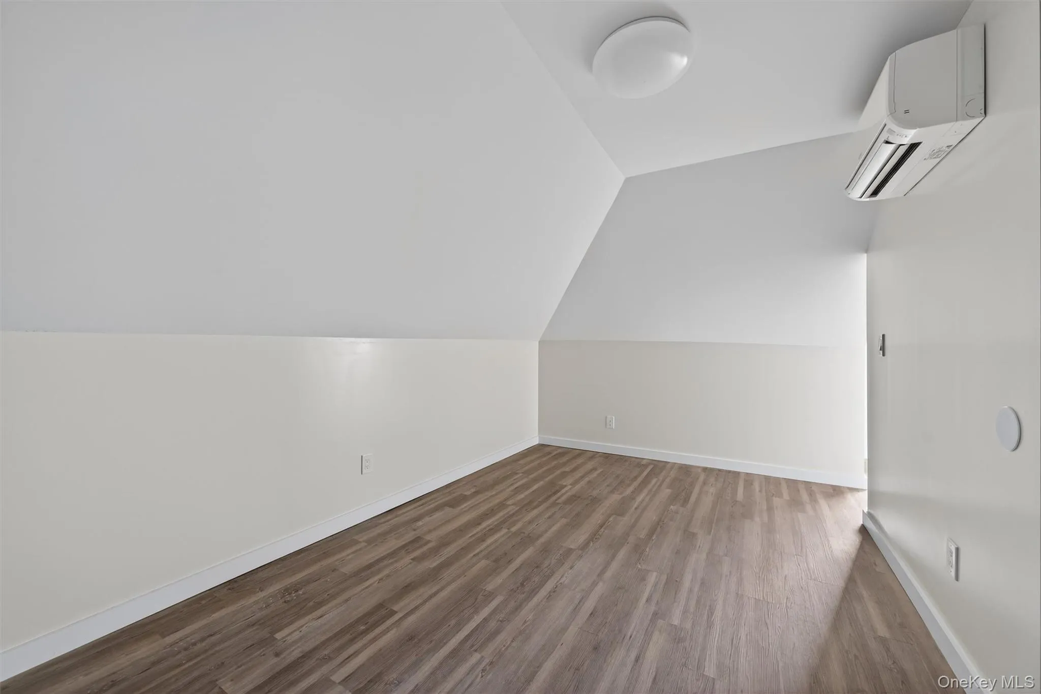 303 Main Street, Fallsburg, NY, 3 Bedrooms Bedrooms, 6 Rooms Rooms,1 BathroomBathrooms,Residential Lease,Idx,Main,0,953914 303 Main Street, Fallsburg, NY, 3 Bedrooms Bedrooms, 6 Rooms Rooms,1 BathroomBathrooms,Residential Lease,Idx,Main,0,953914