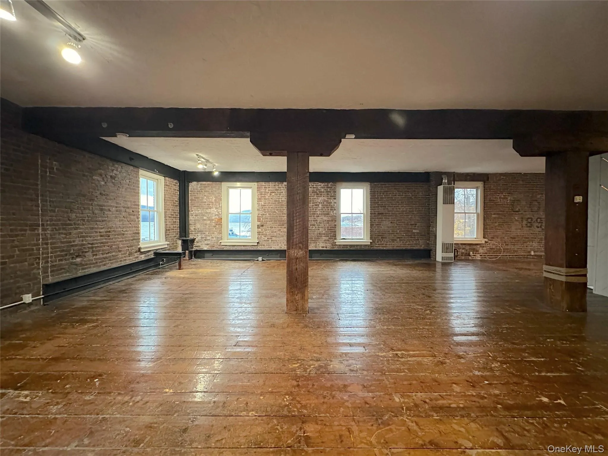 12 Front Street, Newburgh (city), NY, 1 Room Rooms,1 BathroomBathrooms,Residential Lease,Idx,Front,0,953941 12 Front Street, Newburgh (city), NY, 1 Room Rooms,1 BathroomBathrooms,Residential Lease,Idx,Front,0,953941