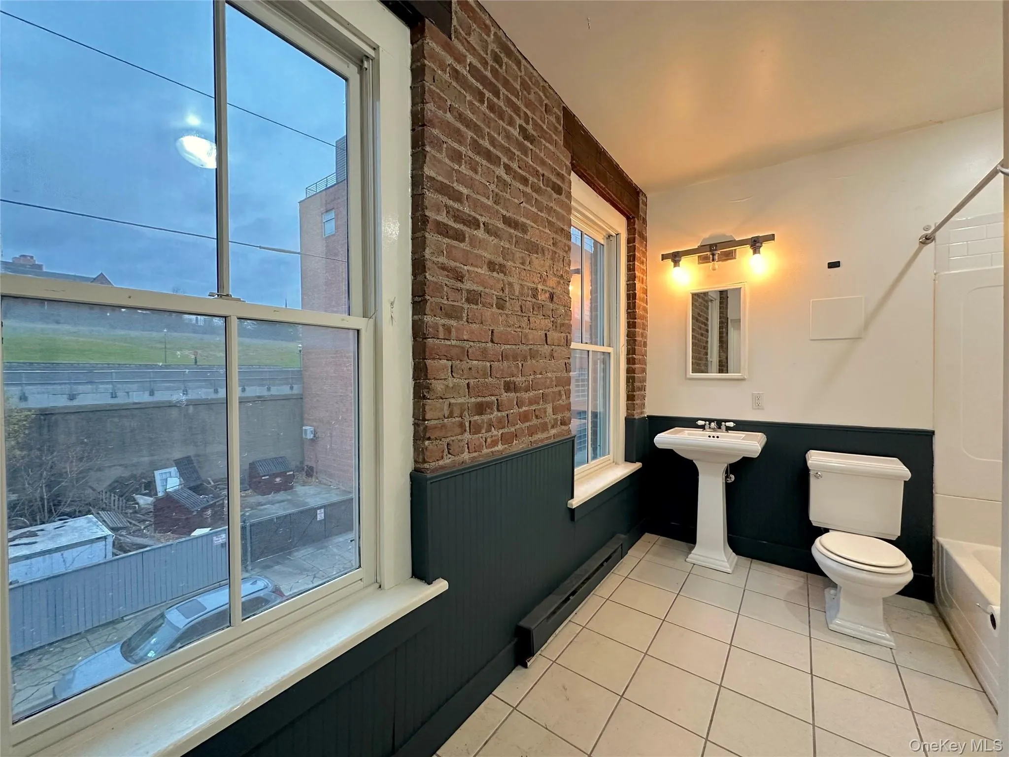 12 Front Street, Newburgh (city), NY, 1 Room Rooms,1 BathroomBathrooms,Residential Lease,Idx,Front,0,953941 12 Front Street, Newburgh (city), NY, 1 Room Rooms,1 BathroomBathrooms,Residential Lease,Idx,Front,0,953941