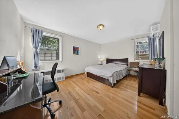 196-23 73rd Ave, New York, NY, 2 Bedrooms Bedrooms, 4 Rooms Rooms,1 BathroomBathrooms,Residential,For Rent,73rd Ave,0,953947 196-23 73rd Ave, New York, NY, 2 Bedrooms Bedrooms, 4 Rooms Rooms,1 BathroomBathrooms,Residential,For Rent,73rd Ave,0,953947