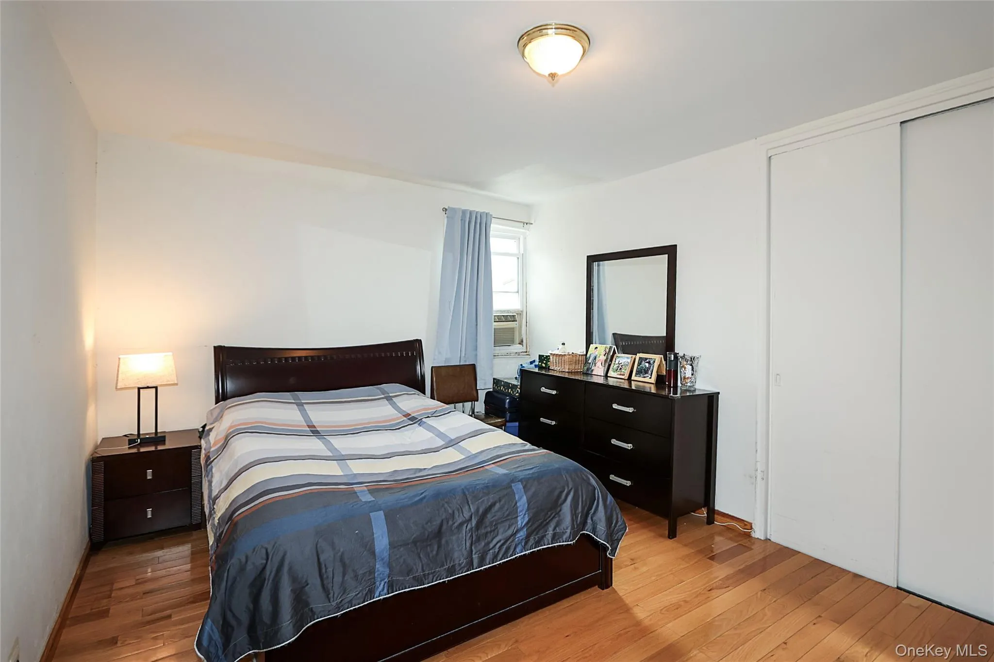 196-23 73rd Ave, New York, NY, 2 Bedrooms Bedrooms, 4 Rooms Rooms,1 BathroomBathrooms,Residential Sale,For Rent,73rd Ave,0,953947 196-23 73rd Ave, New York, NY, 2 Bedrooms Bedrooms, 4 Rooms Rooms,1 BathroomBathrooms,Residential Sale,For Rent,73rd Ave,0,953947