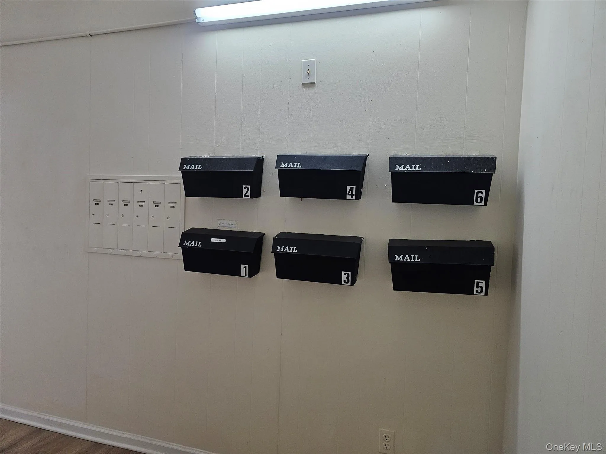 2 Somerset Avenue, Islip, NY, 1 Room Rooms,1 BathroomBathrooms,Residential Lease,Idx,Somerset,0,953986 2 Somerset Avenue, Islip, NY, 1 Room Rooms,1 BathroomBathrooms,Residential Lease,Idx,Somerset,0,953986