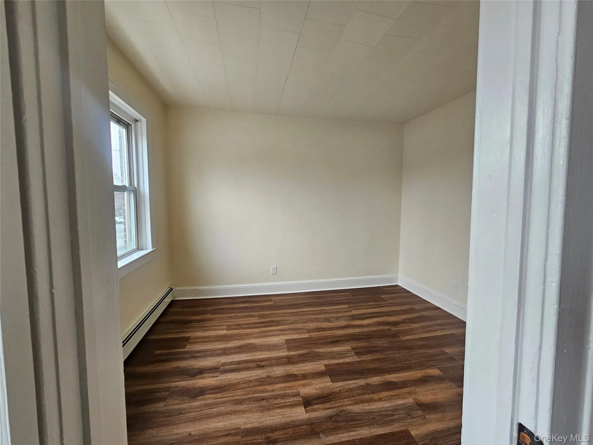 2A Somerset Avenue, Islip, NY, 1 Bedroom Bedrooms, 2 Rooms Rooms,1 BathroomBathrooms,Residential Lease,Idx,Somerset,0,953991 2A Somerset Avenue, Islip, NY, 1 Bedroom Bedrooms, 2 Rooms Rooms,1 BathroomBathrooms,Residential Lease,Idx,Somerset,0,953991