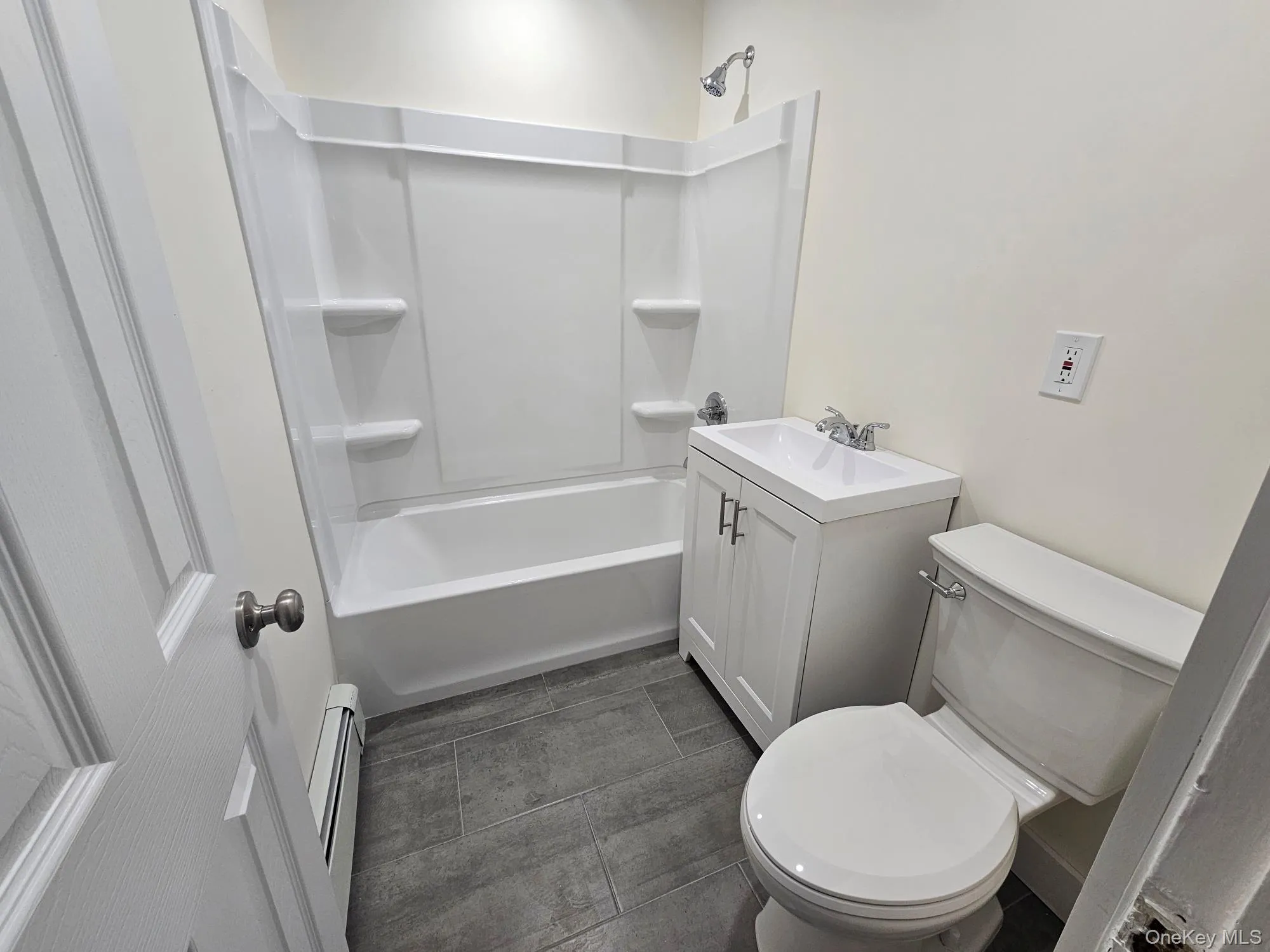 2A Somerset Avenue, Islip, NY, 1 Bedroom Bedrooms, 2 Rooms Rooms,1 BathroomBathrooms,Residential Lease,Idx,Somerset,0,953991 2A Somerset Avenue, Islip, NY, 1 Bedroom Bedrooms, 2 Rooms Rooms,1 BathroomBathrooms,Residential Lease,Idx,Somerset,0,953991