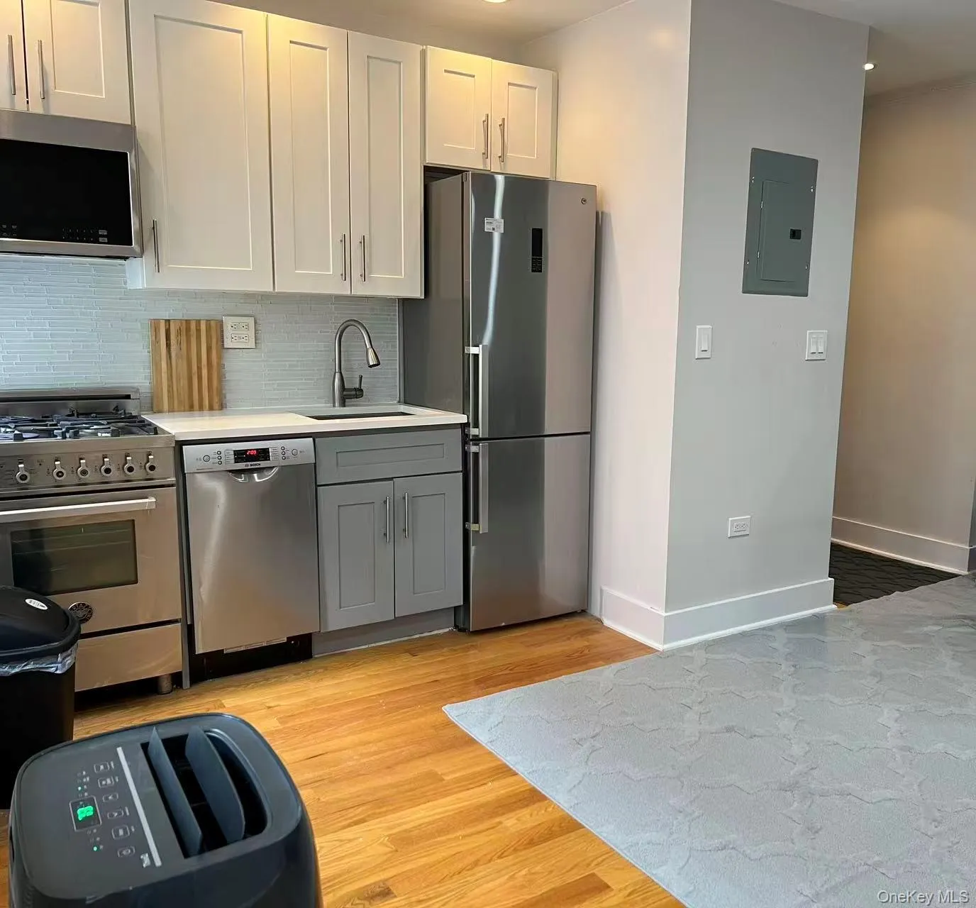 42-22 Ketcham Street, New York, NY, 1 Bedroom Bedrooms, 2 Rooms Rooms,1 BathroomBathrooms,Residential,For Rent,Ketcham,0,954015 42-22 Ketcham Street, New York, NY, 1 Bedroom Bedrooms, 2 Rooms Rooms,1 BathroomBathrooms,Residential,For Rent,Ketcham,0,954015
