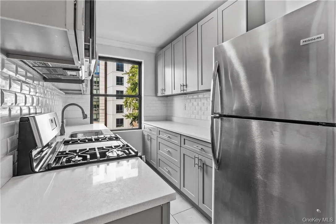 250 Martine Avenue, White Plains, NY, 4 Bedrooms Bedrooms, 7 Rooms Rooms,2 BathroomsBathrooms,Residential Lease,Idx,Martine,0,954022 250 Martine Avenue, White Plains, NY, 4 Bedrooms Bedrooms, 7 Rooms Rooms,2 BathroomsBathrooms,Residential Lease,Idx,Martine,0,954022