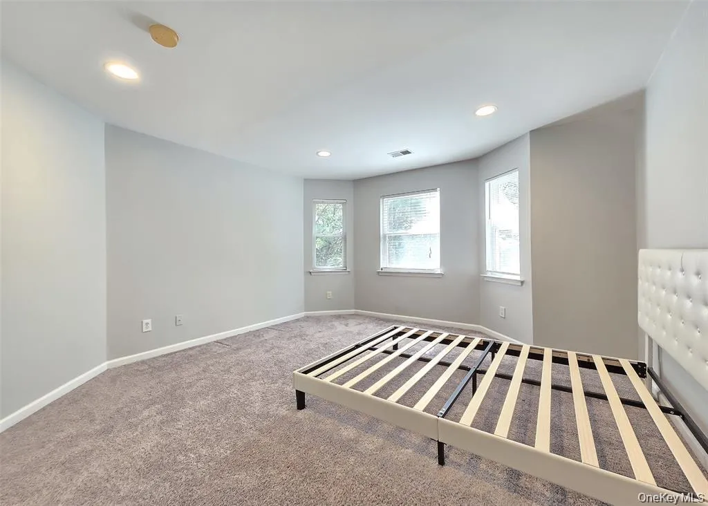 19 Sunflower Ridge Road, Brookhaven, NY, 4 Bedrooms Bedrooms, 8 Rooms Rooms,2 BathroomsBathrooms,Residential Lease,Idx,Sunflower Ridge,0,954076 19 Sunflower Ridge Road, Brookhaven, NY, 4 Bedrooms Bedrooms, 8 Rooms Rooms,2 BathroomsBathrooms,Residential Lease,Idx,Sunflower Ridge,0,954076