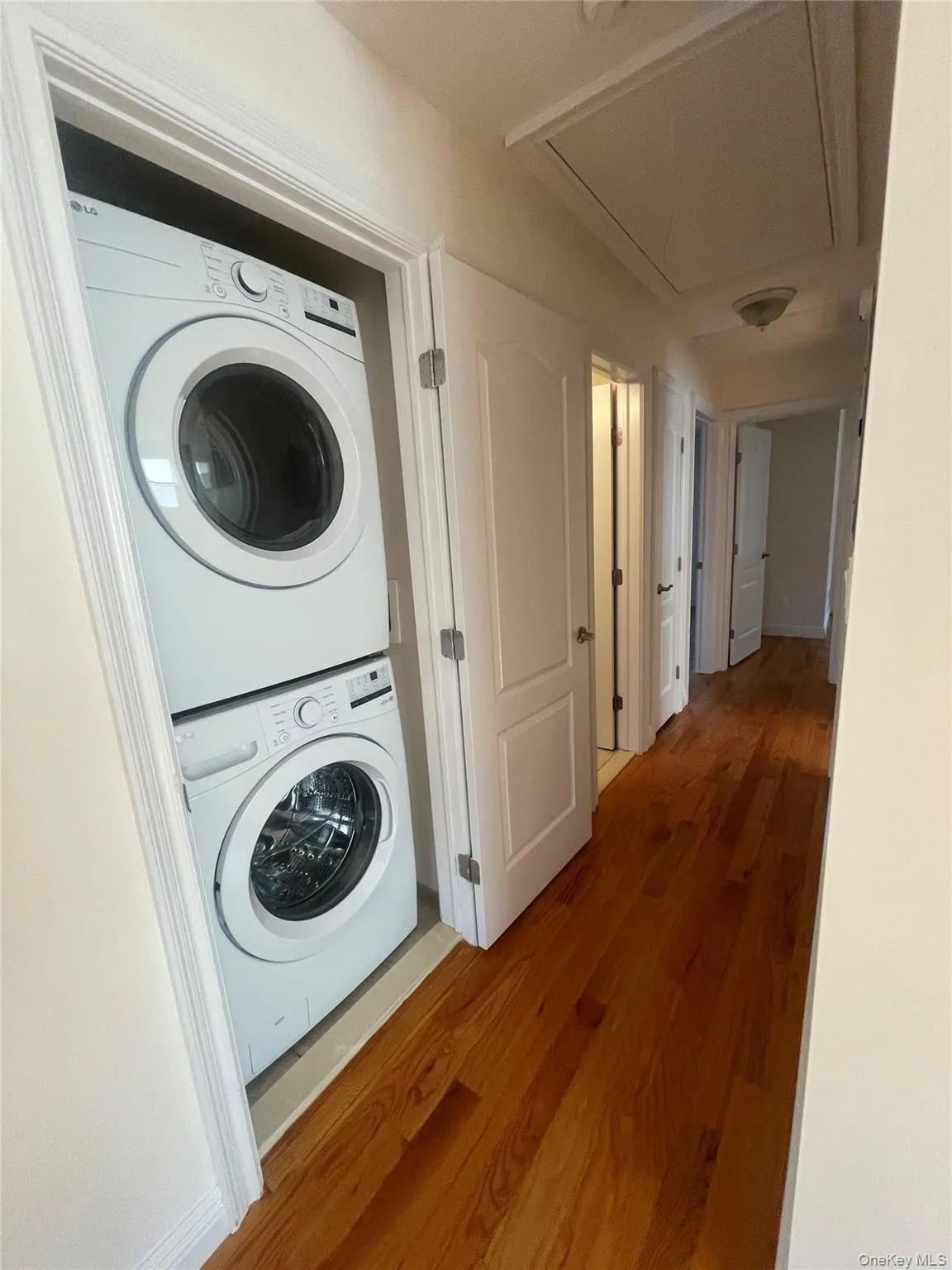 191 Jefferson Avenue, North Hempstead, NY, 3 Bedrooms Bedrooms, 6 Rooms Rooms,2 BathroomsBathrooms,Residential Lease,Idx,Jefferson,0,954095 191 Jefferson Avenue, North Hempstead, NY, 3 Bedrooms Bedrooms, 6 Rooms Rooms,2 BathroomsBathrooms,Residential Lease,Idx,Jefferson,0,954095