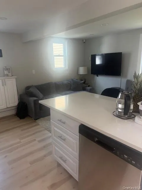 108 Lincoln Avenue, Harrison, NY, 1 Bedroom Bedrooms, 3 Rooms Rooms,1 BathroomBathrooms,Residential Lease,For Rent,Lincoln,0,954141 108 Lincoln Avenue, Harrison, NY, 1 Bedroom Bedrooms, 3 Rooms Rooms,1 BathroomBathrooms,Residential Lease,For Rent,Lincoln,0,954141