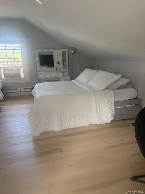 Lofted 2nd Floor Lofted 2nd Floor