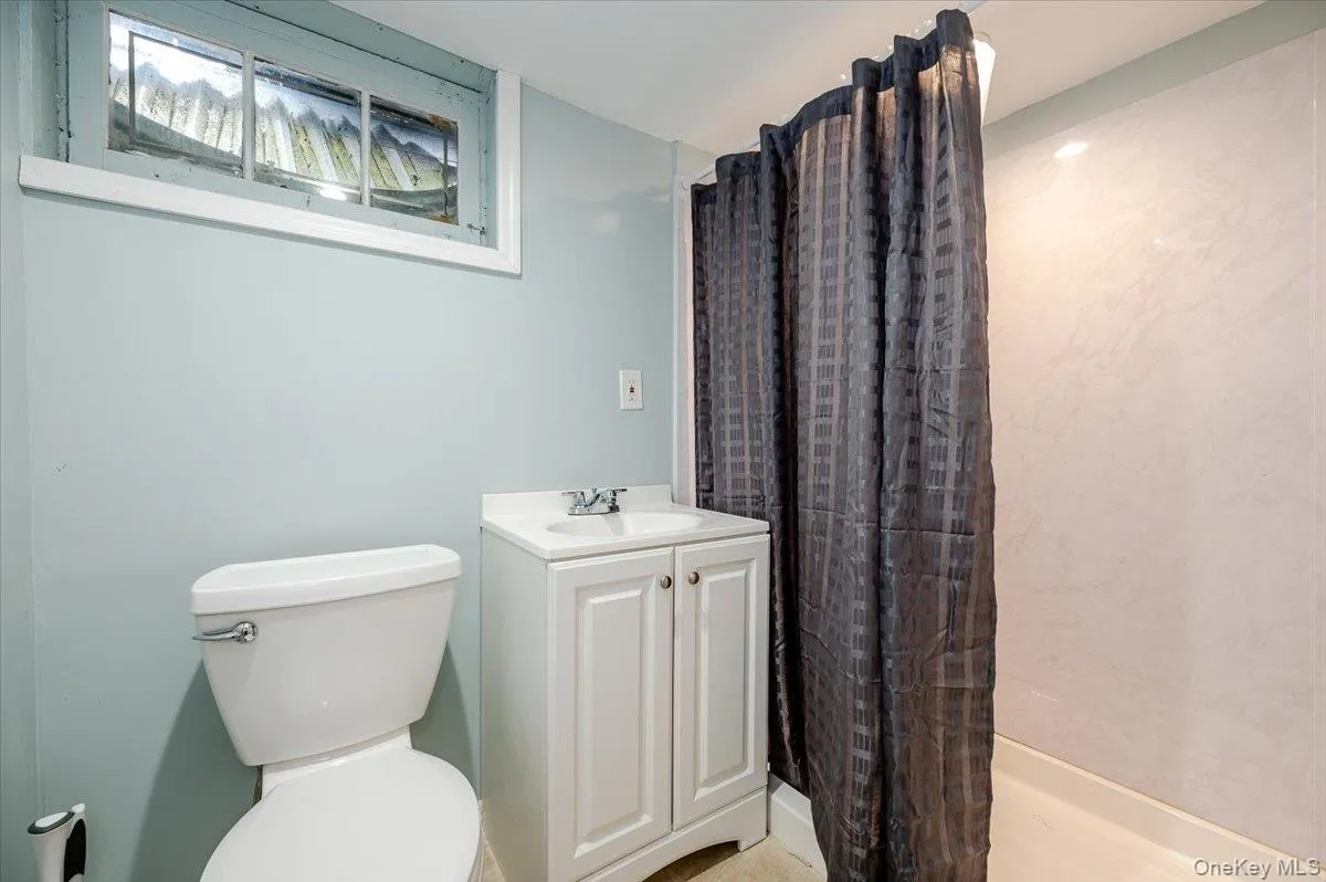 150 Park Avenue, Oyster Bay, NY, 4 Bedrooms Bedrooms, 7 Rooms Rooms,2 BathroomsBathrooms,Residential Lease,Idx,Park,0,954169 150 Park Avenue, Oyster Bay, NY, 4 Bedrooms Bedrooms, 7 Rooms Rooms,2 BathroomsBathrooms,Residential Lease,Idx,Park,0,954169