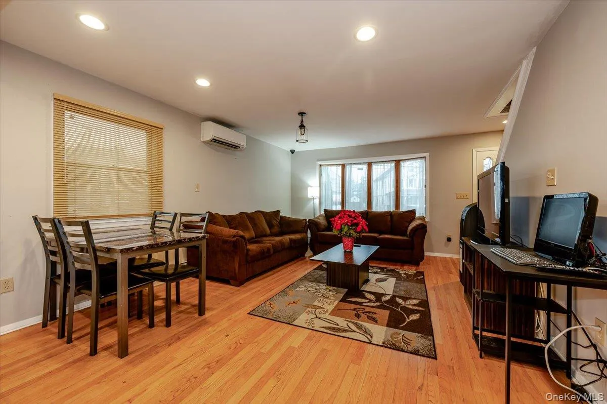 150 Park Avenue, Oyster Bay, NY, 4 Bedrooms Bedrooms, 7 Rooms Rooms,2 BathroomsBathrooms,Residential Lease,Idx,Park,0,954169 150 Park Avenue, Oyster Bay, NY, 4 Bedrooms Bedrooms, 7 Rooms Rooms,2 BathroomsBathrooms,Residential Lease,Idx,Park,0,954169