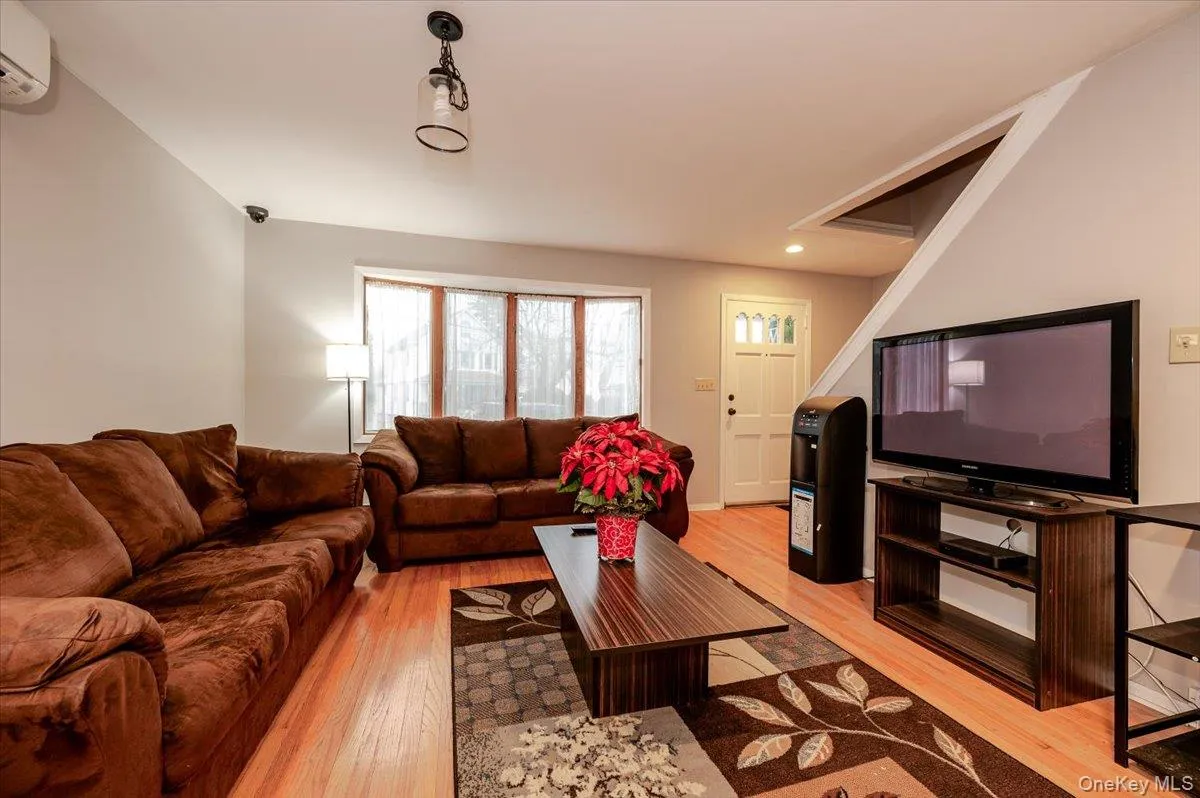 150 Park Avenue, Oyster Bay, NY, 4 Bedrooms Bedrooms, 7 Rooms Rooms,2 BathroomsBathrooms,Residential Lease,Idx,Park,0,954169 150 Park Avenue, Oyster Bay, NY, 4 Bedrooms Bedrooms, 7 Rooms Rooms,2 BathroomsBathrooms,Residential Lease,Idx,Park,0,954169