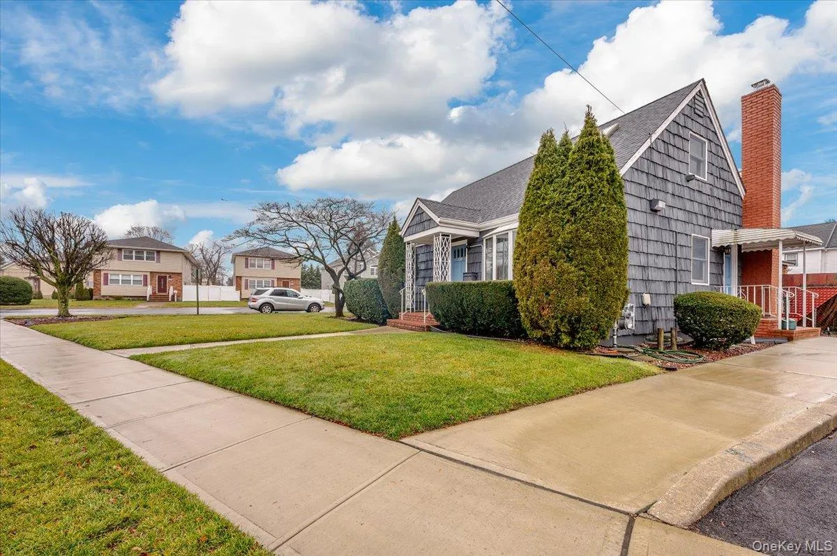 150 Park Avenue, Oyster Bay, NY, 4 Bedrooms Bedrooms, 7 Rooms Rooms,2 BathroomsBathrooms,Residential Lease,Idx,Park,0,954169 150 Park Avenue, Oyster Bay, NY, 4 Bedrooms Bedrooms, 7 Rooms Rooms,2 BathroomsBathrooms,Residential Lease,Idx,Park,0,954169