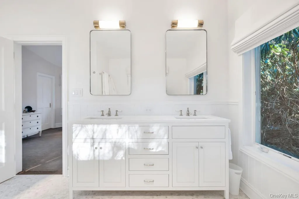 1 Cooper Lane, Southampton, NY, 4 Bedrooms Bedrooms, 15 Rooms Rooms,3 BathroomsBathrooms,Residential Lease,Idx,Cooper,0,954201 1 Cooper Lane, Southampton, NY, 4 Bedrooms Bedrooms, 15 Rooms Rooms,3 BathroomsBathrooms,Residential Lease,Idx,Cooper,0,954201