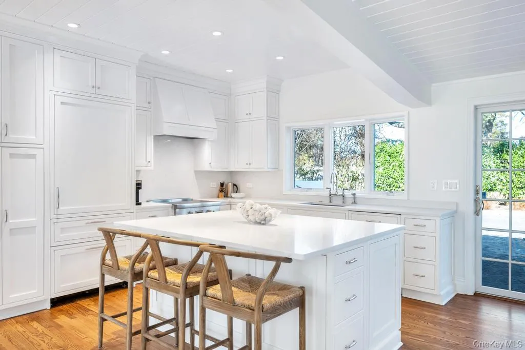 1 Cooper Lane, Southampton, NY, 4 Bedrooms Bedrooms, 15 Rooms Rooms,3 BathroomsBathrooms,Residential Lease,Idx,Cooper,0,954201 1 Cooper Lane, Southampton, NY, 4 Bedrooms Bedrooms, 15 Rooms Rooms,3 BathroomsBathrooms,Residential Lease,Idx,Cooper,0,954201